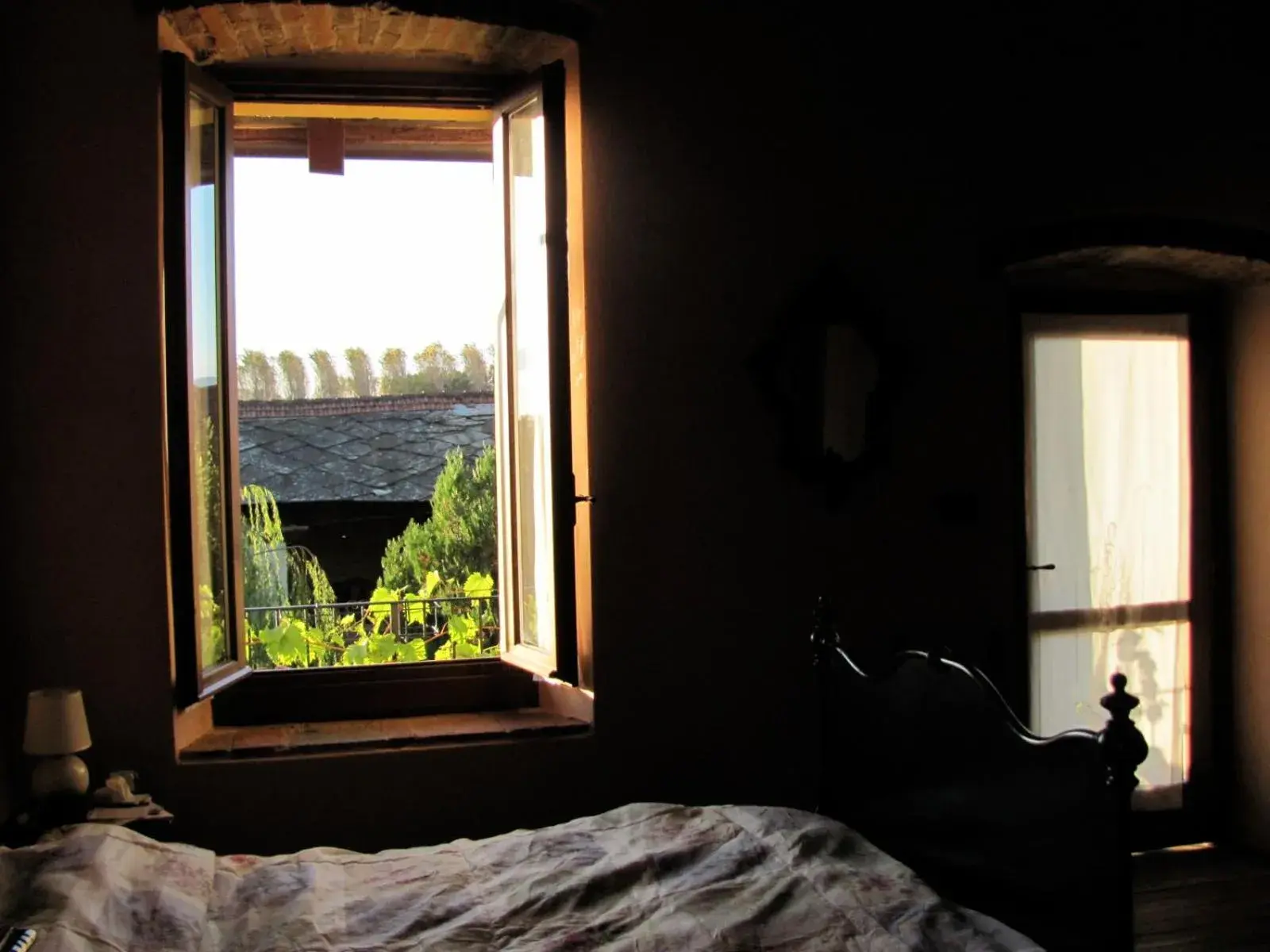 Triple Room with Garden View - single occupancy in B&B Cascina Marie Triple Room with Garden View - single occupancy in B&B Cascina Marie
