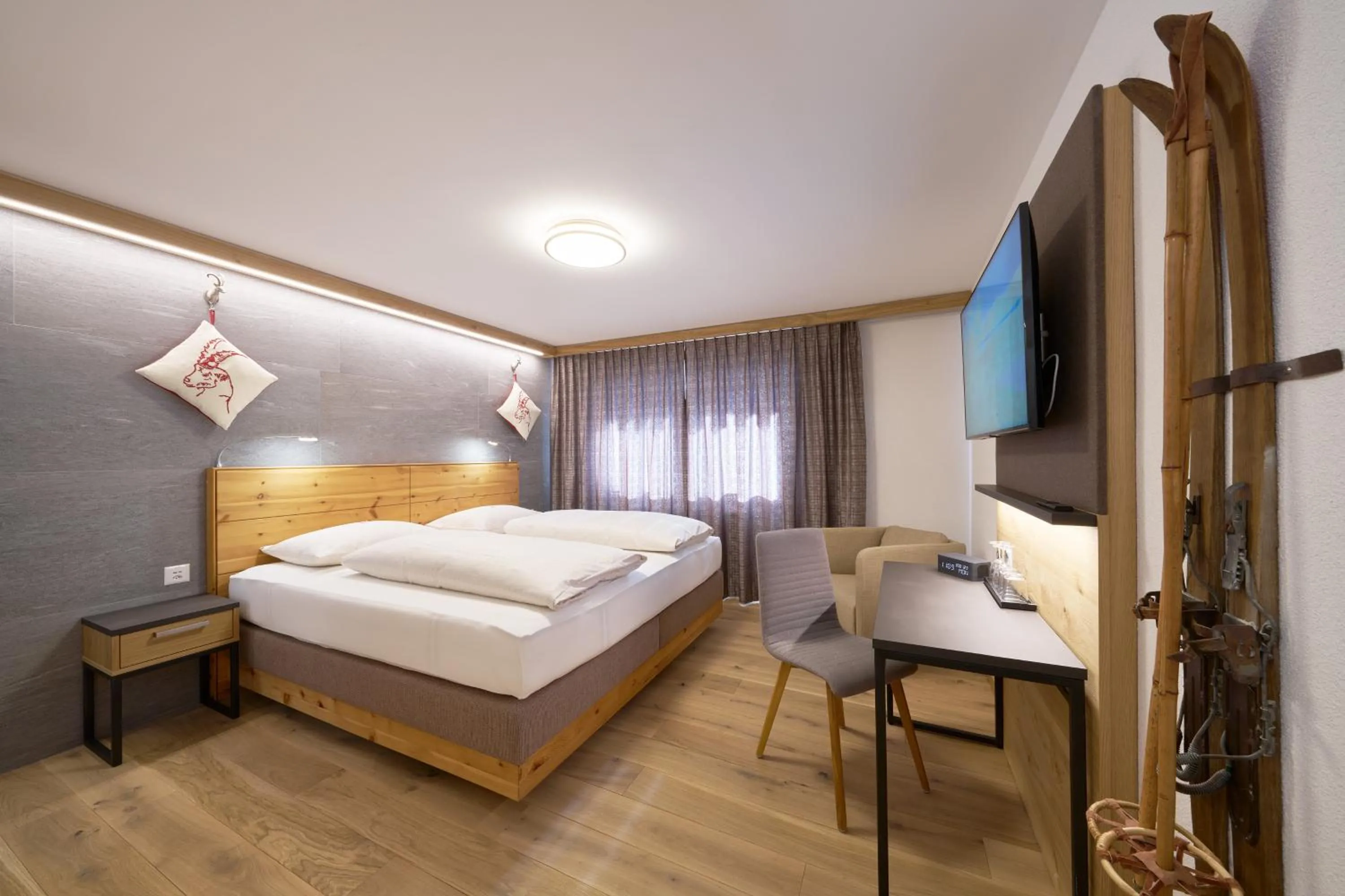 Bed in Aparthotel Grischuna