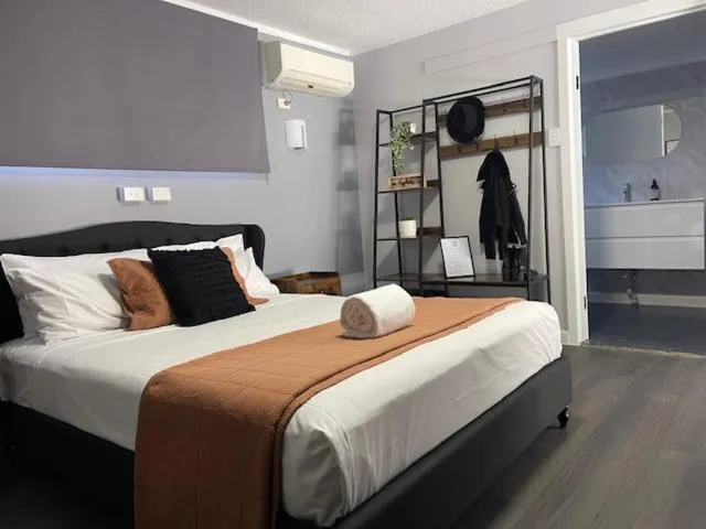 Bed in Glenlyon Lodge - Gladstone