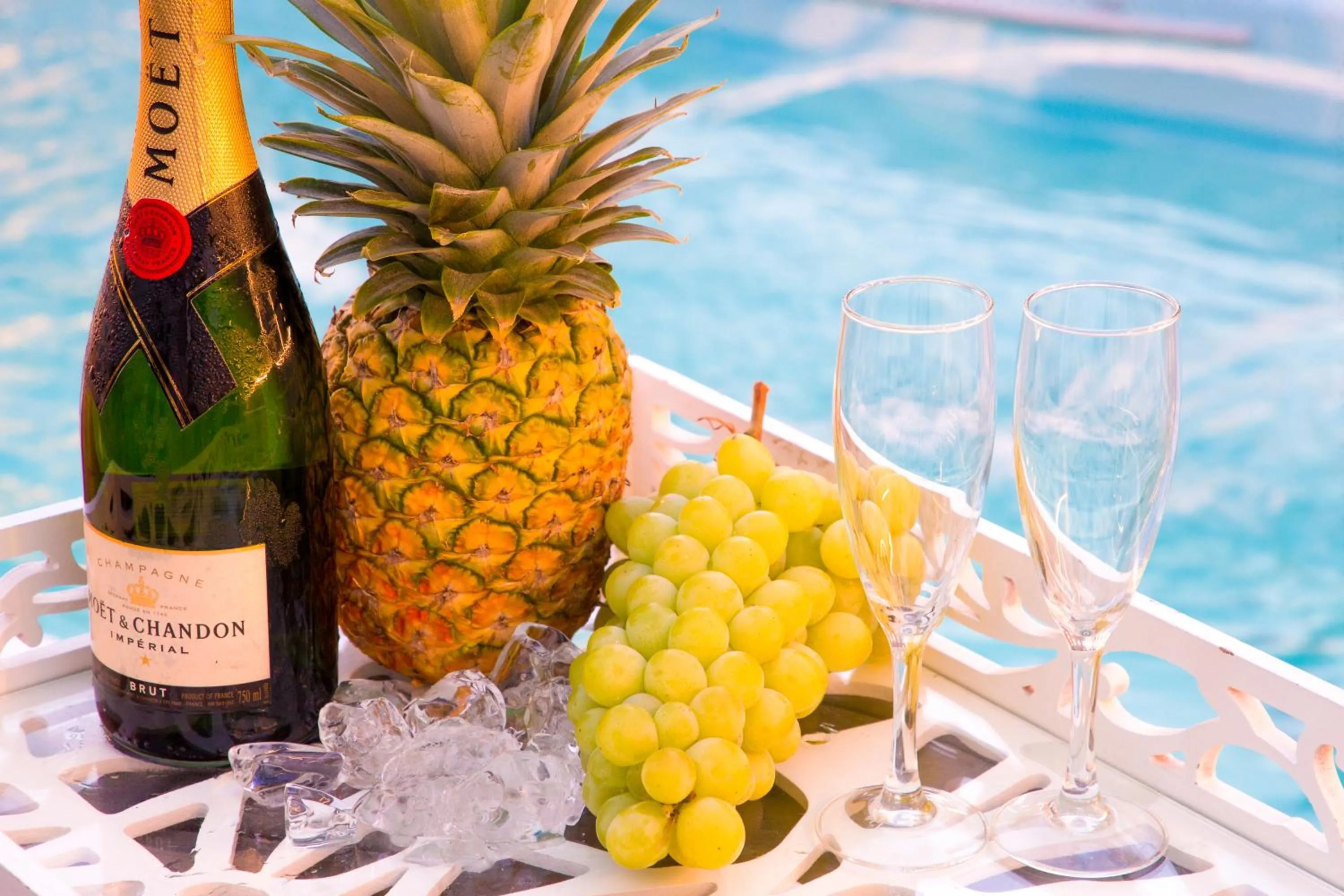 Restaurant/places to eat in Urban Central Suites - Beirut