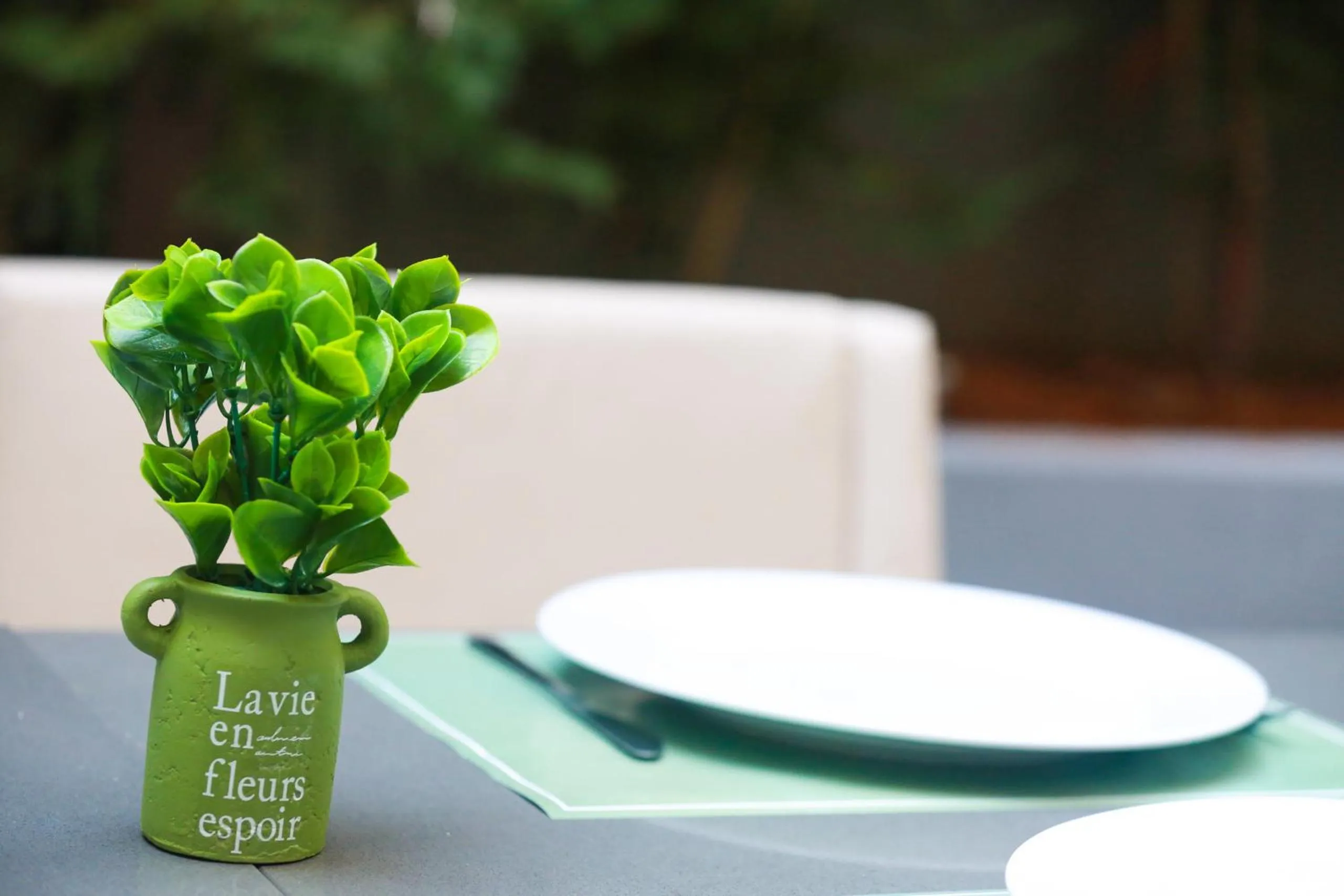 Restaurant/places to eat in Urban Central Suites - Beirut