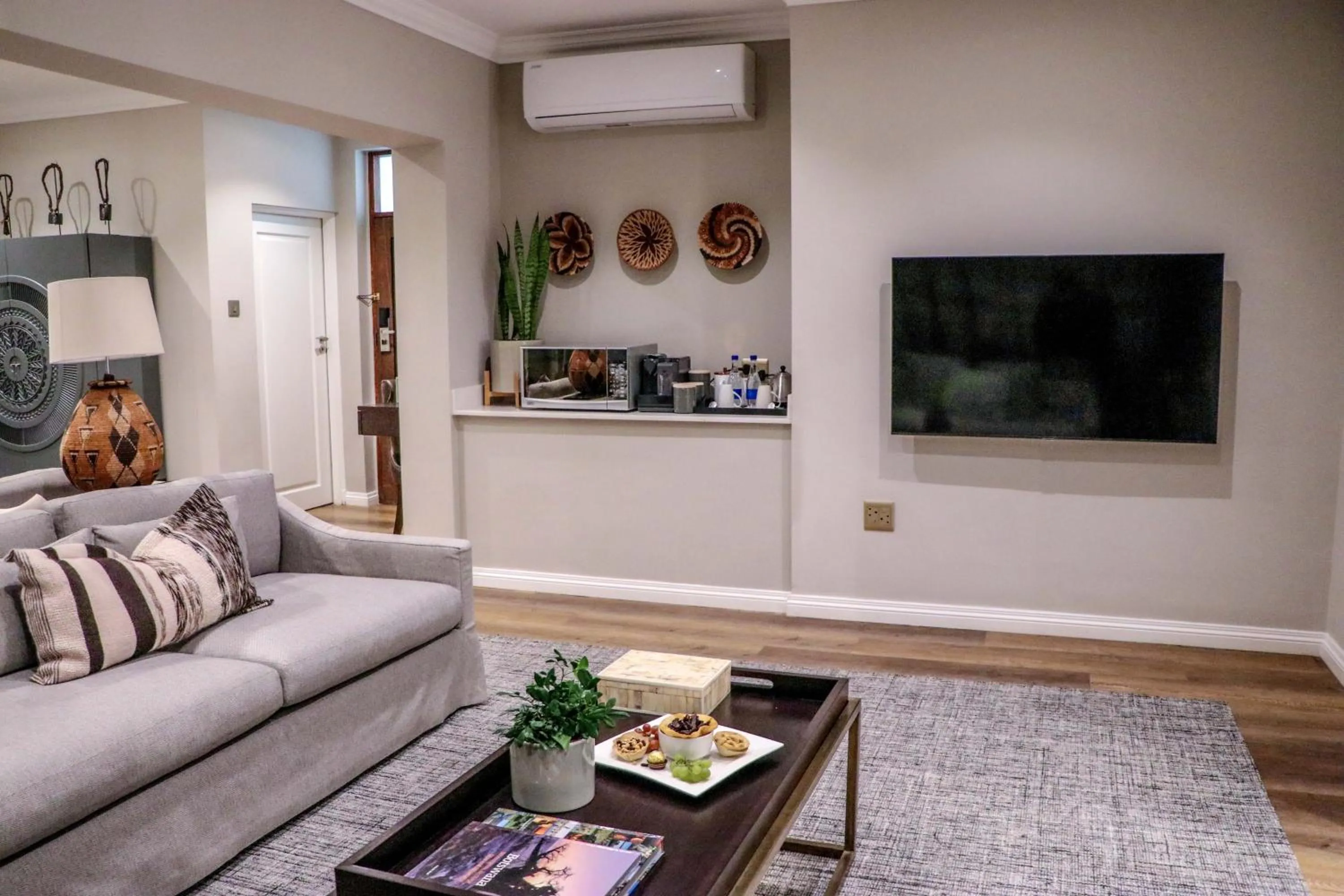 TV and multimedia in Cresta Mowana Safari Resort & Spa