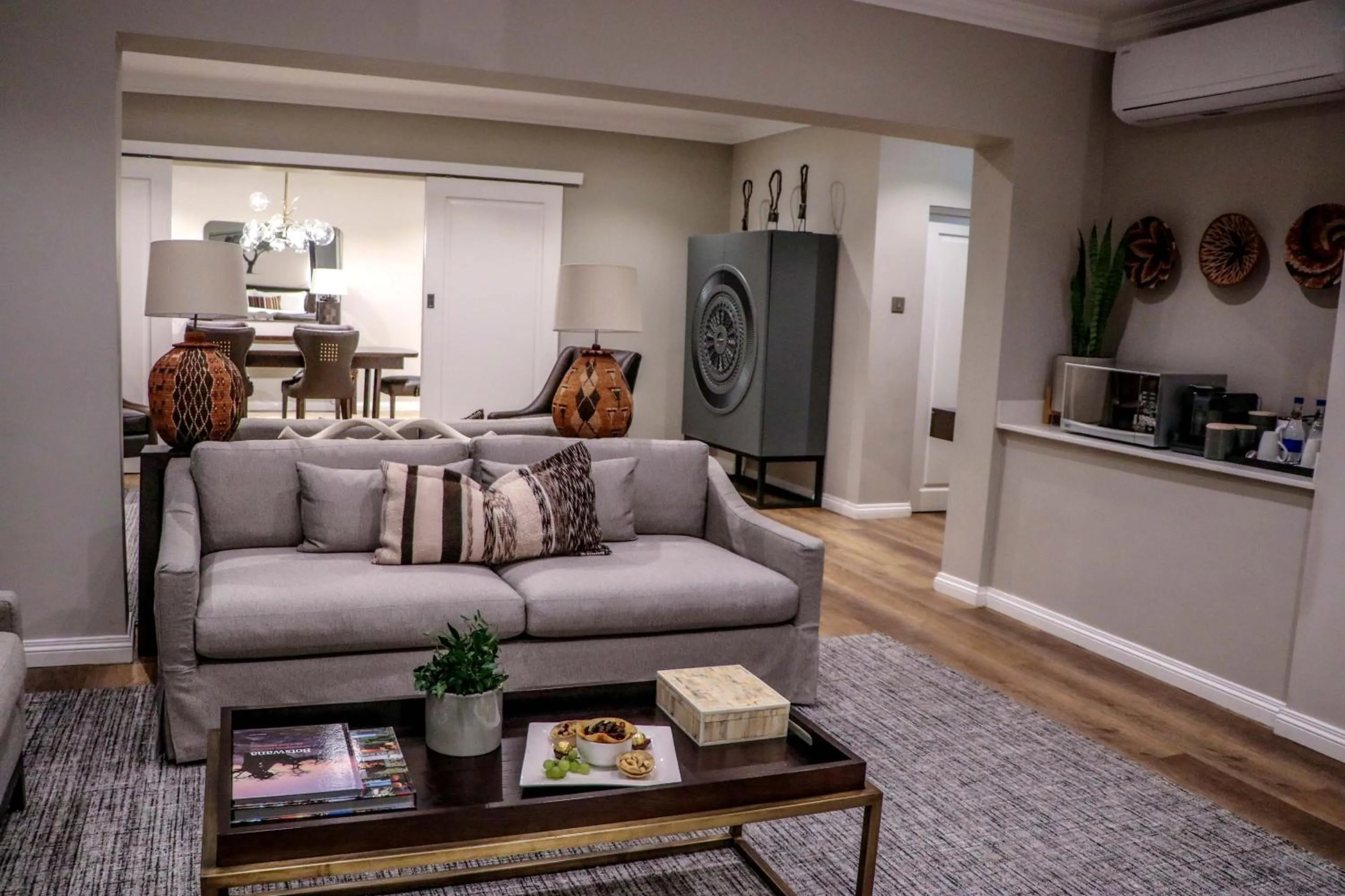 Living room in Cresta Mowana Safari Resort & Spa