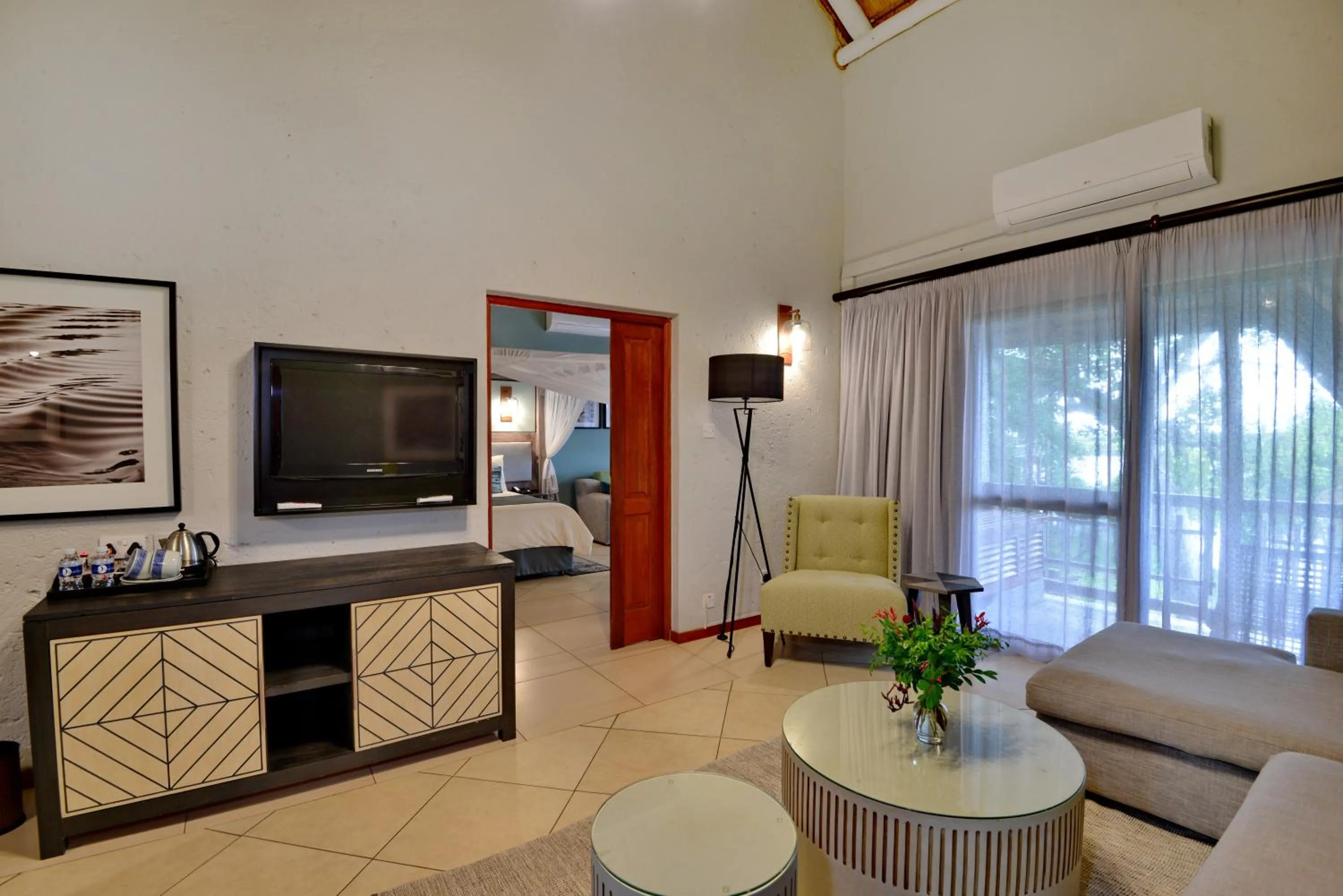 TV and multimedia in Cresta Mowana Safari Resort & Spa