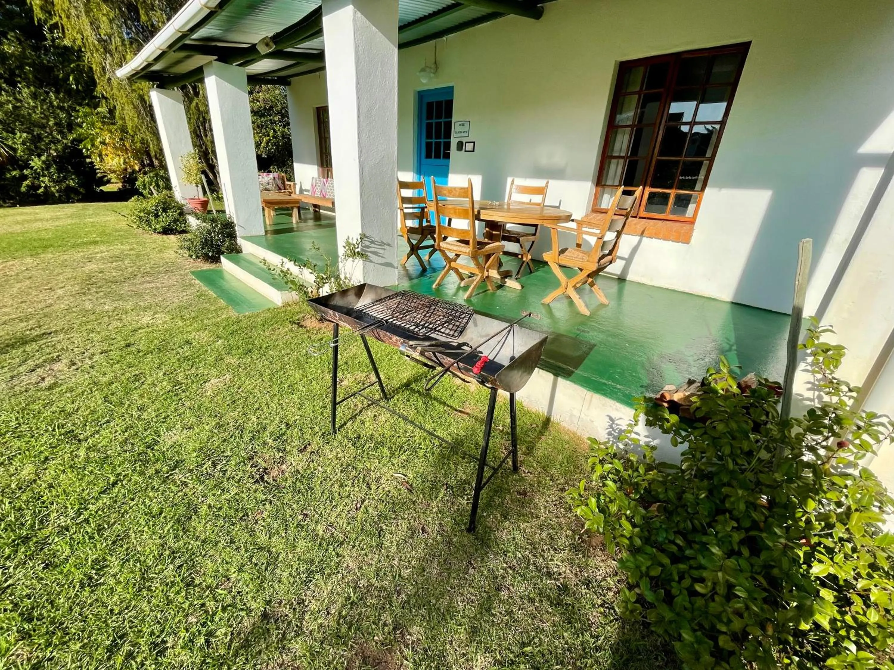Patio in Blue Cow Barn - Boutique Farm