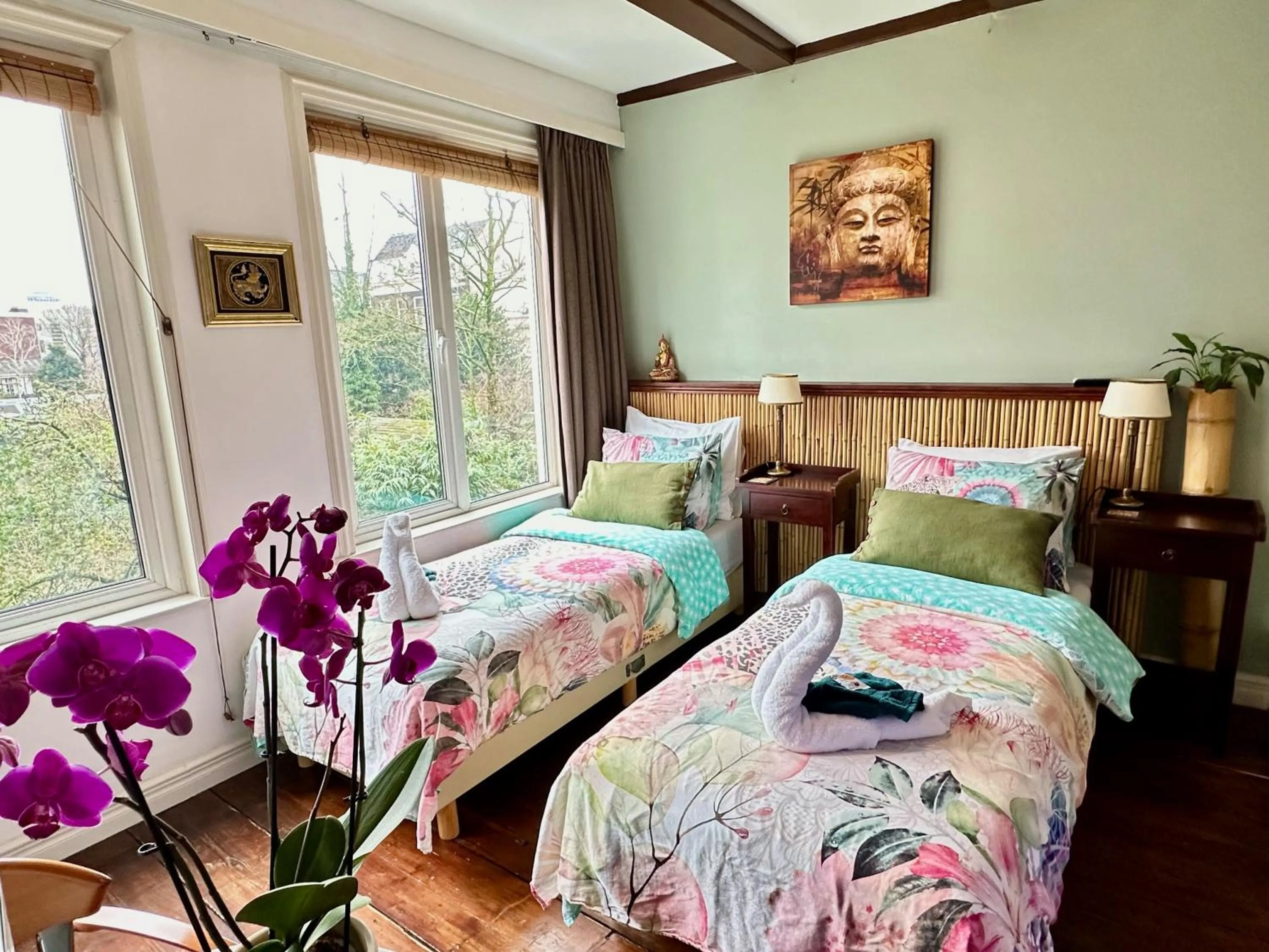 Bedroom, Bed in Amsterdam Barangay