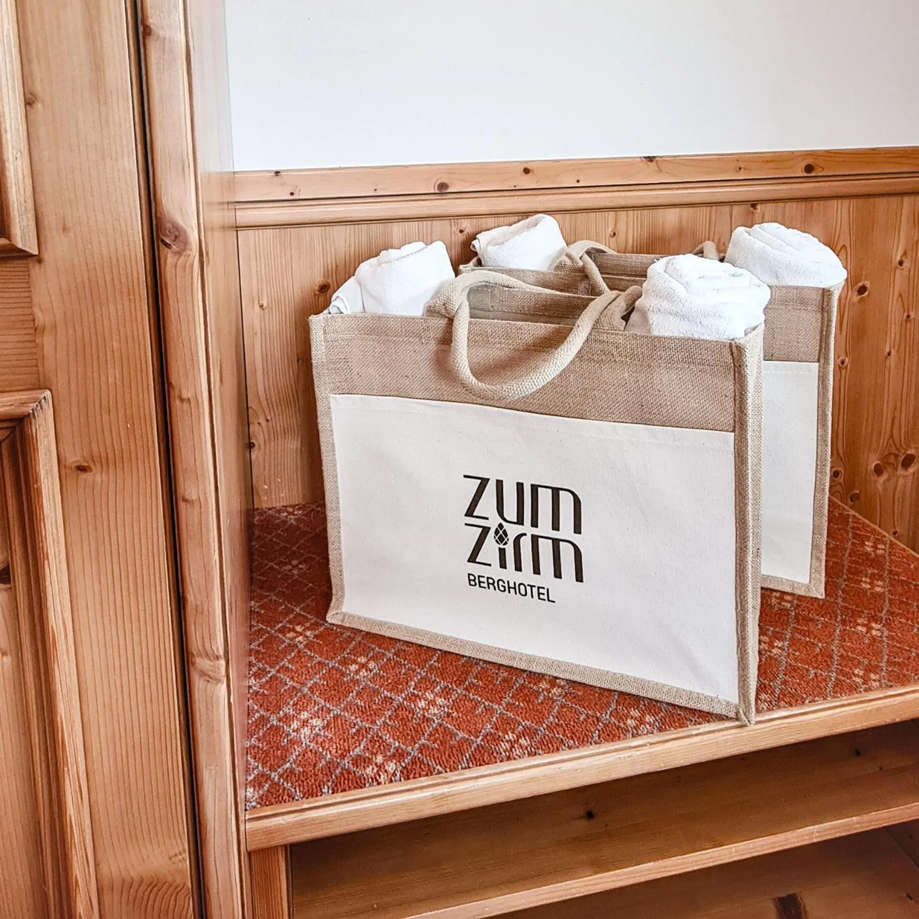 Property logo or sign in Berghotel zum Zirm