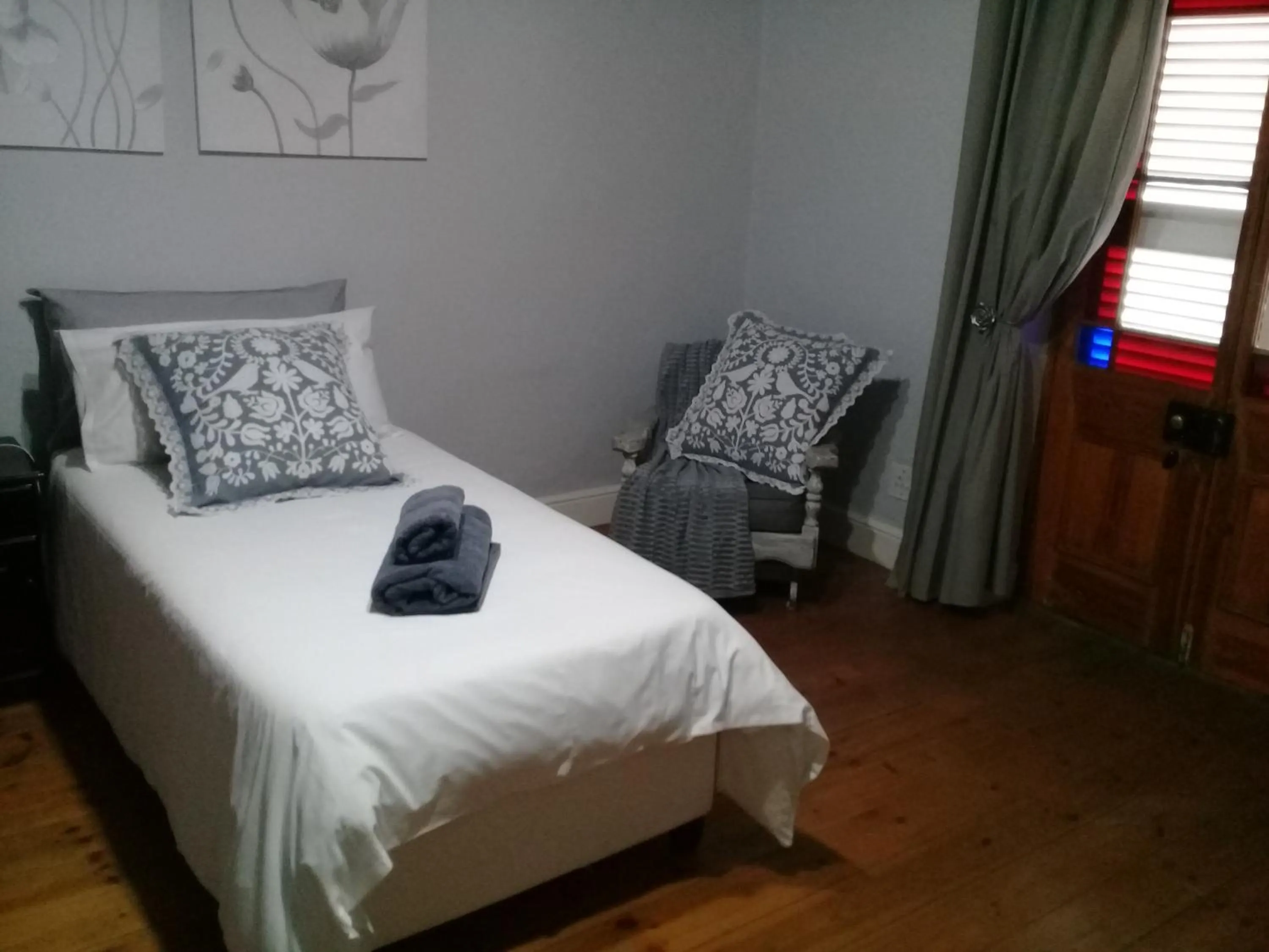 Bed in Carmel Villa B&B or Self-Catering