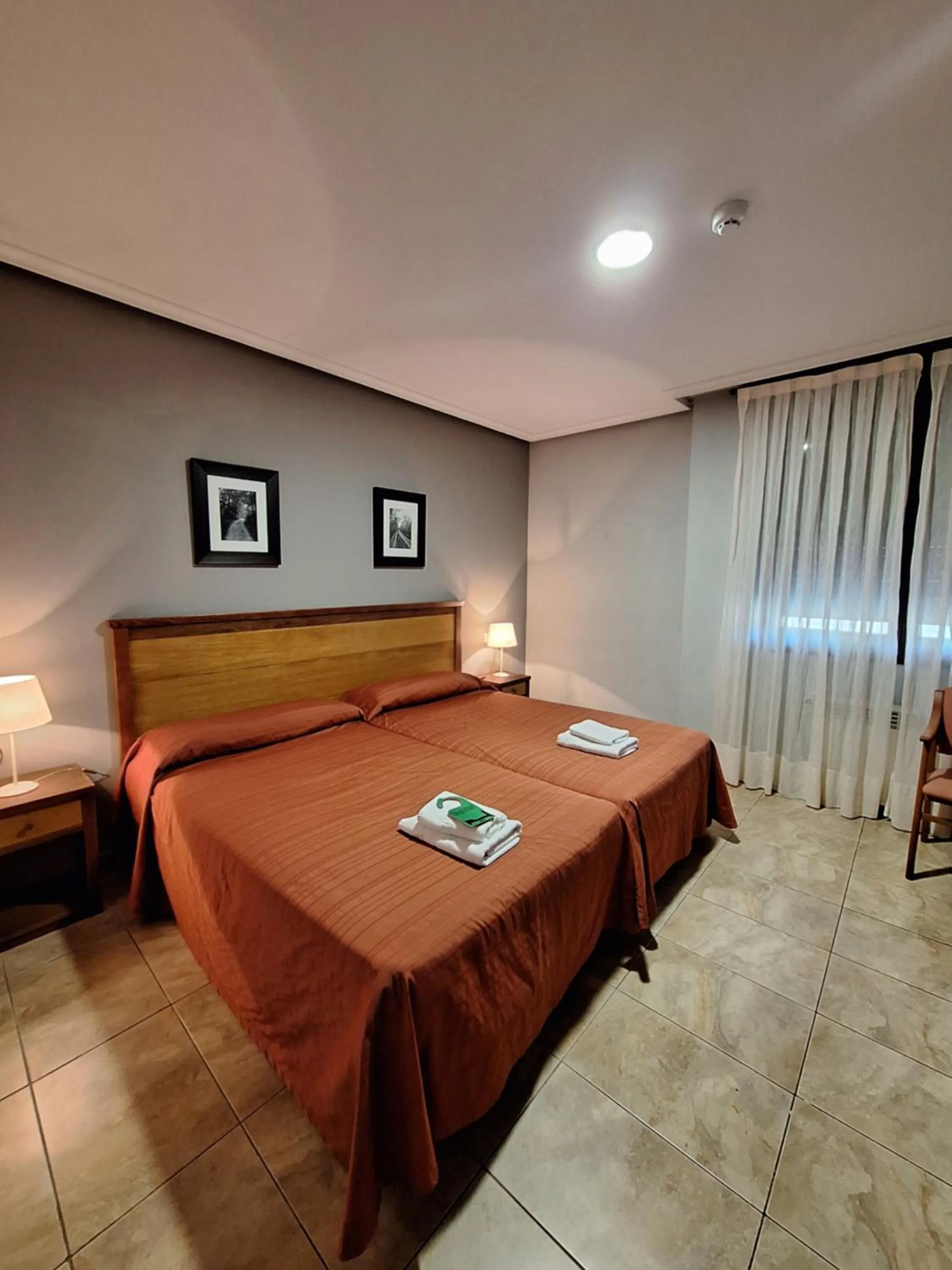 Bed in Hostal Europa