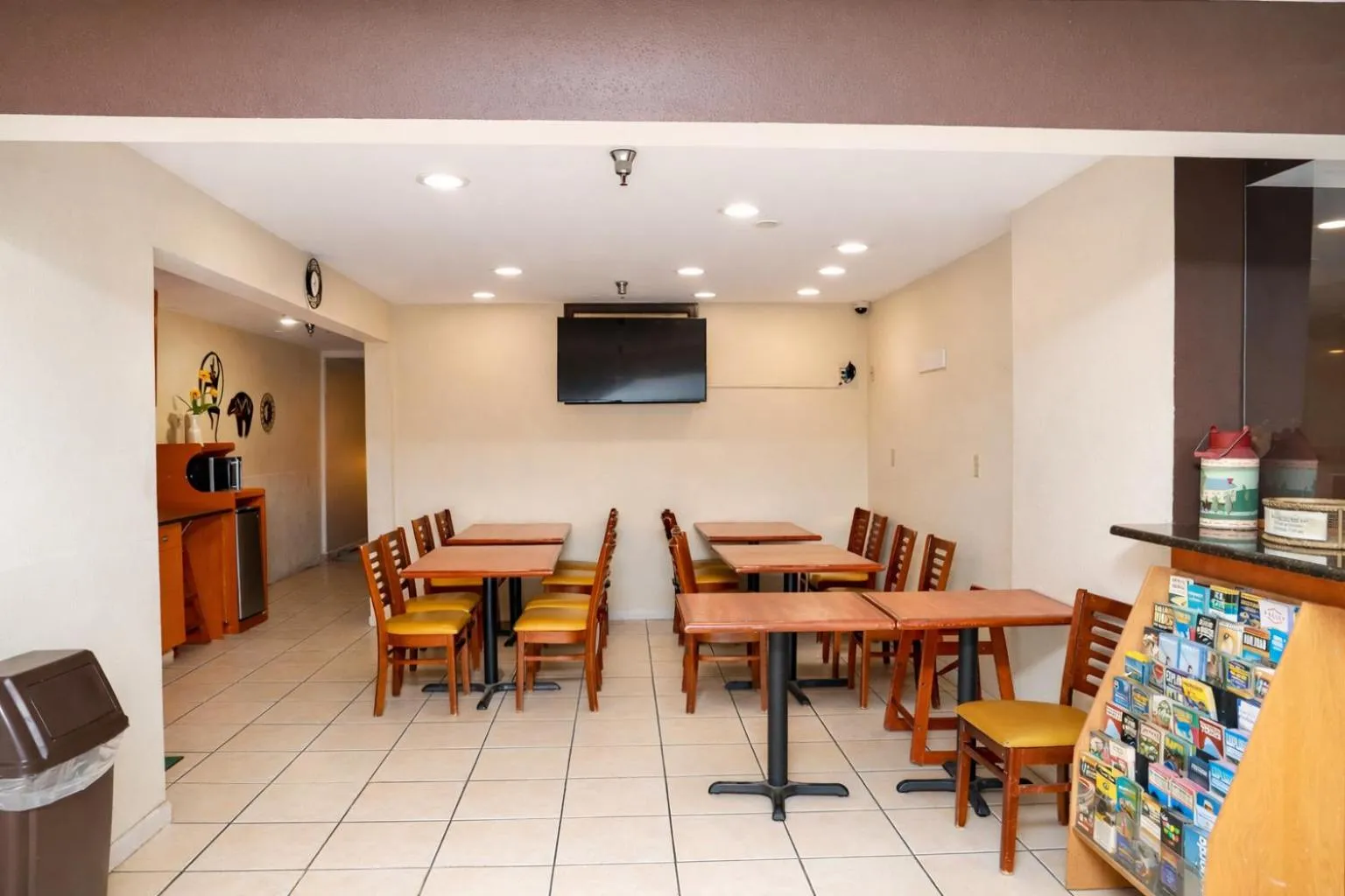 Seating area in Knights Inn Gallup at 3208 W Hwy 66