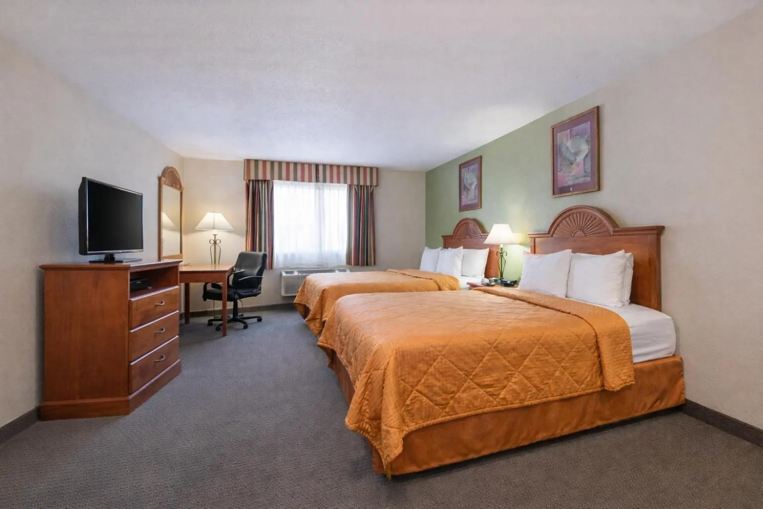 Knights Inn Gallup at 3208 W Hwy 66