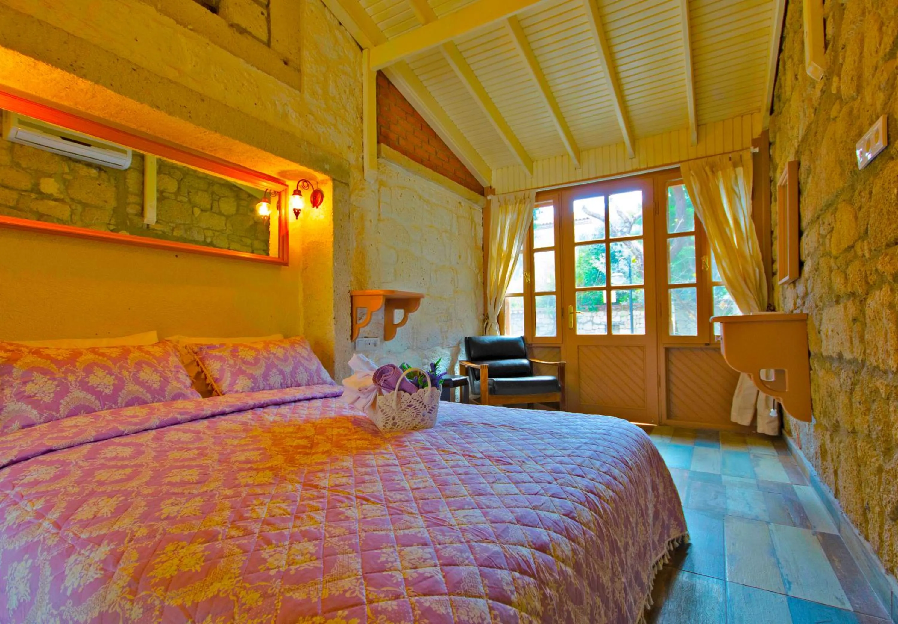 Bedroom, Bed in Lilyum Alaçatı - Taş Ev