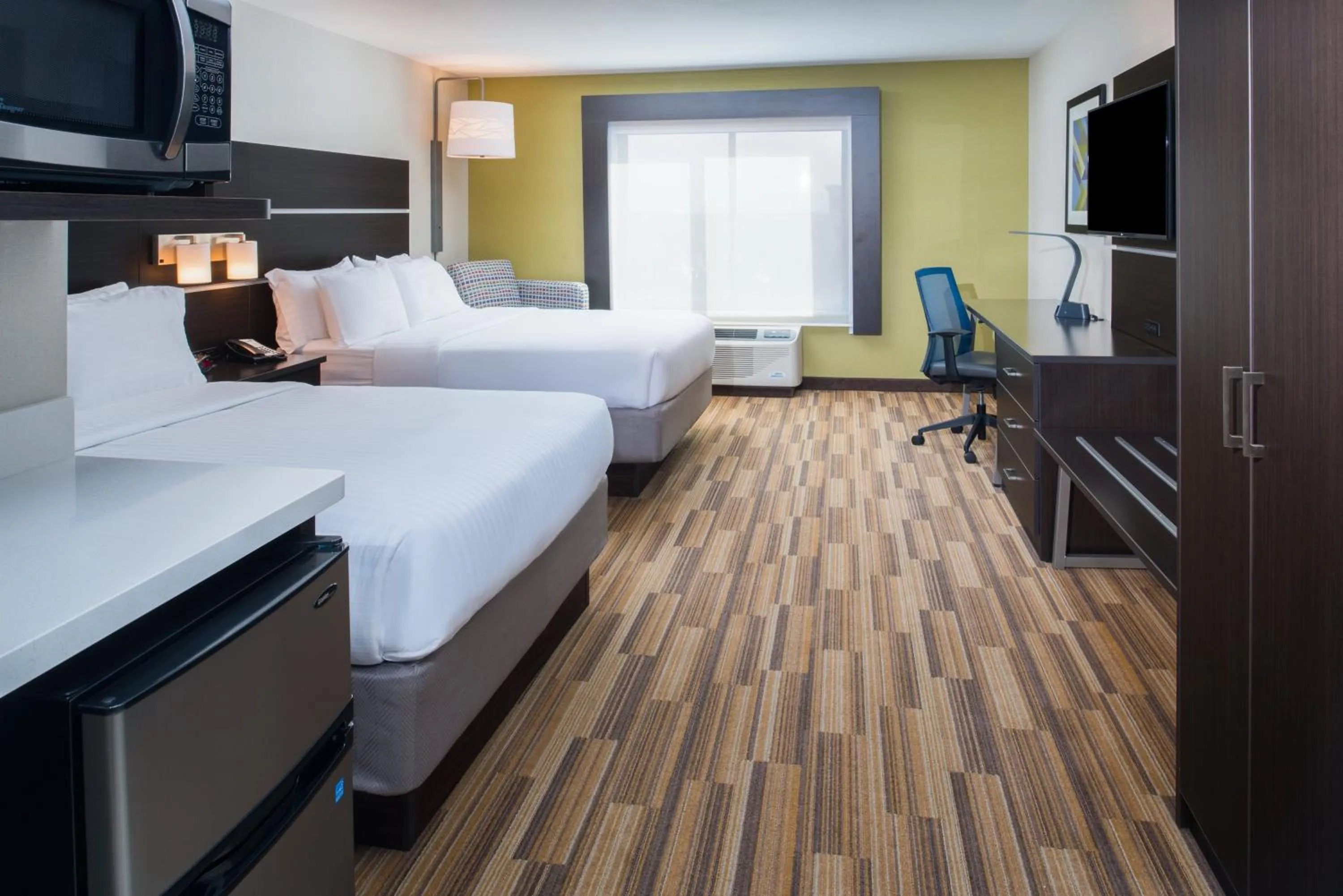 Photo of the whole room, Bed in Holiday Inn Express Hotel & Suites Bismarck by IHG