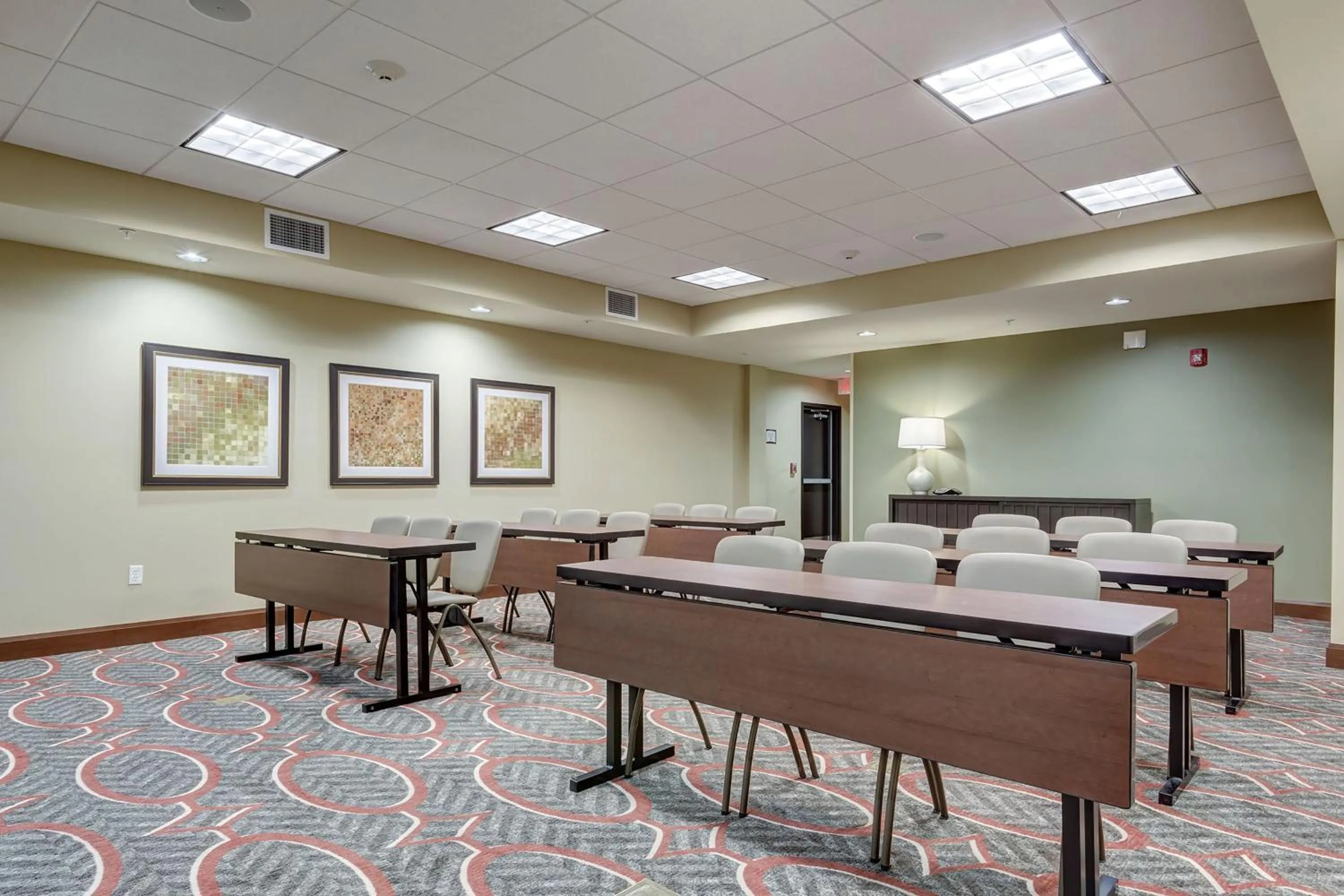 Meeting/conference room in Staybridge Suites St Louis - Westport by IHG