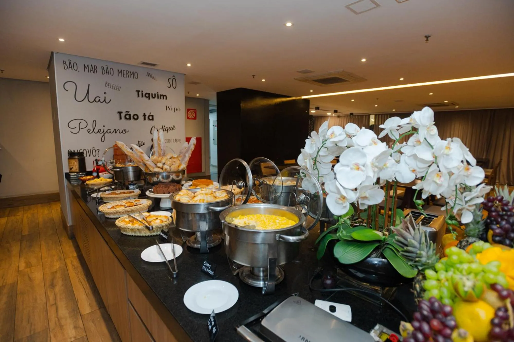 Restaurant/places to eat in Intercity BH Expo