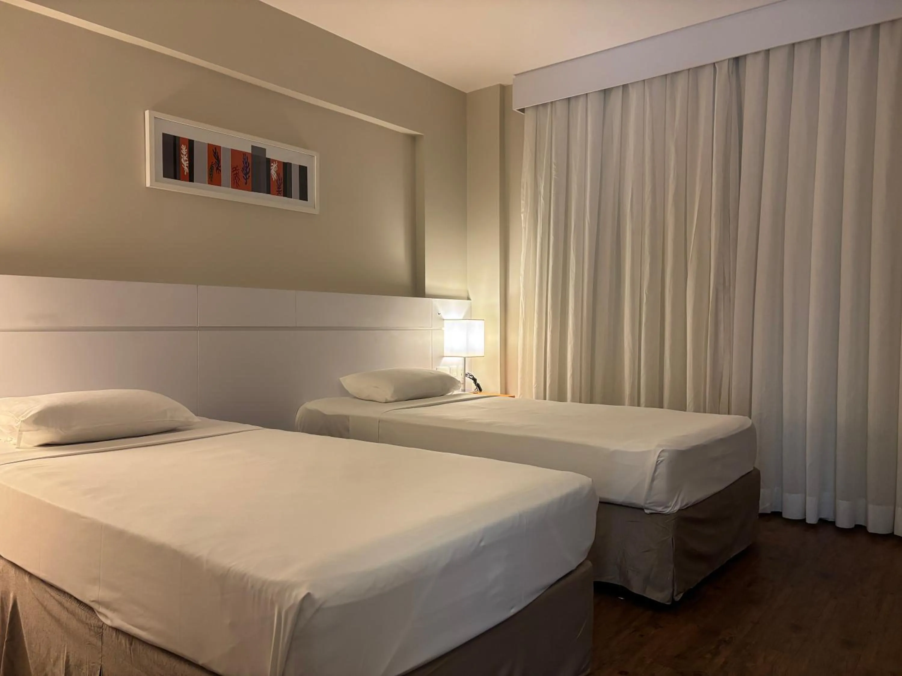 Bedroom, Bed in Intercity BH Expo