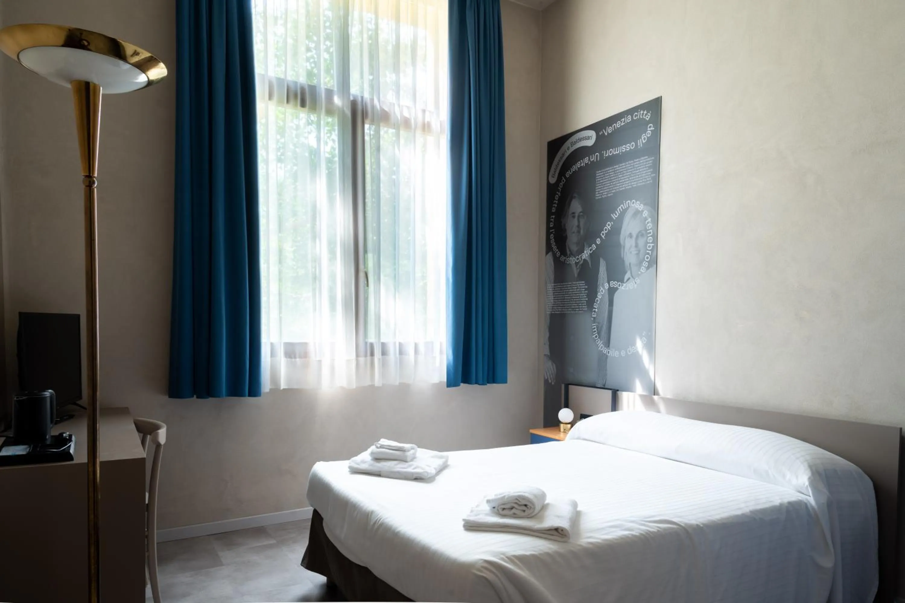 Bedroom, Bed in Isola di San Servolo - Centro Soggiorno