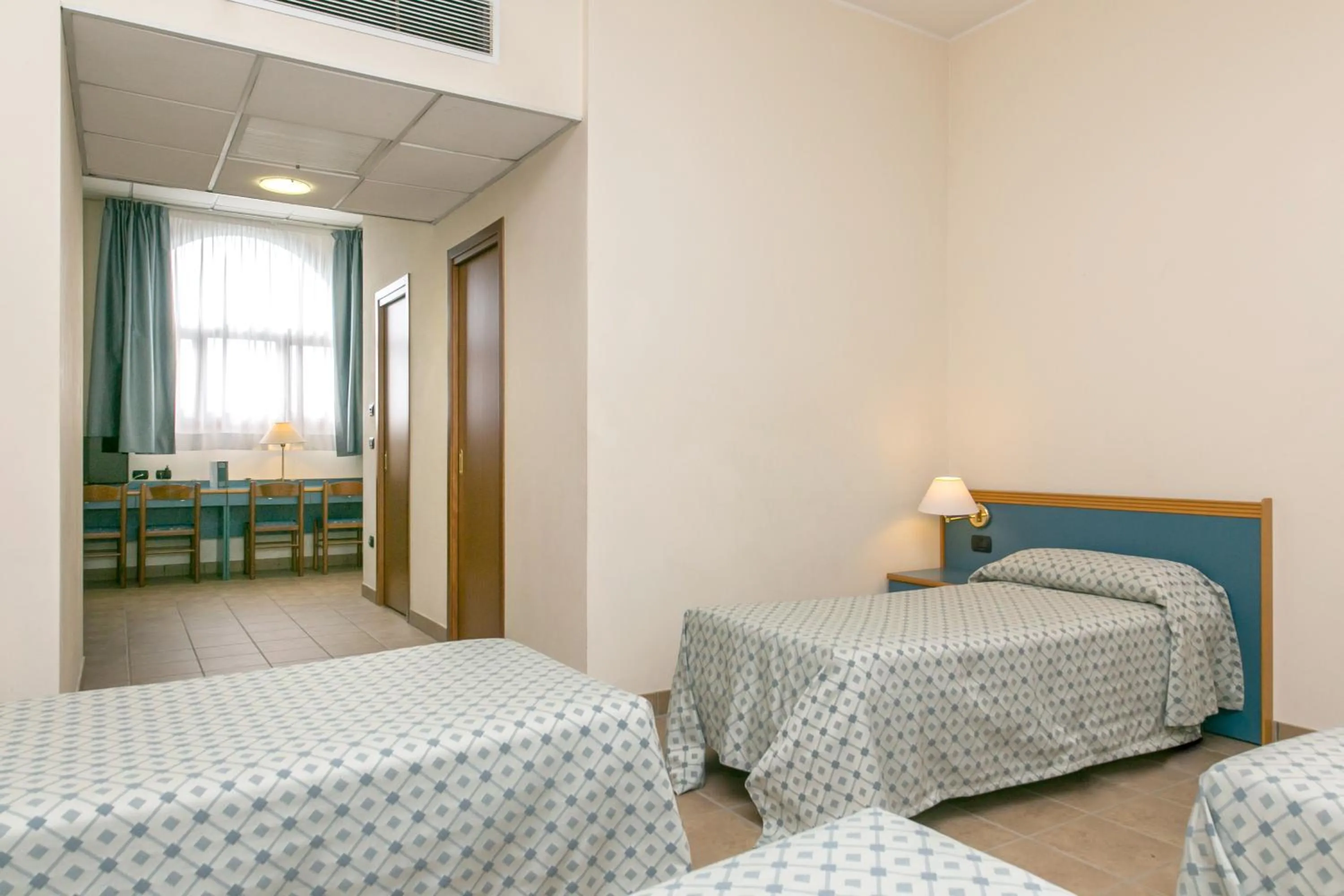 Photo of the whole room, Bed in Isola di San Servolo - Centro Soggiorno