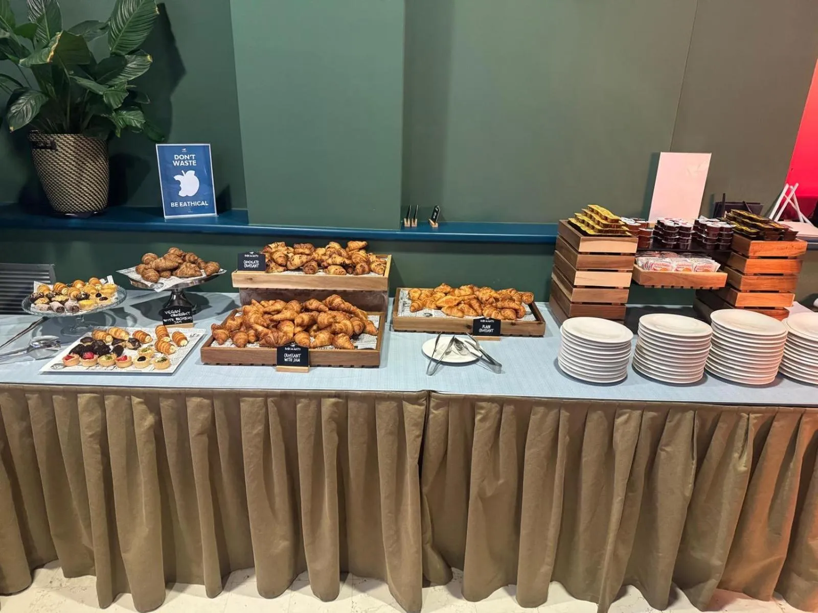 Breakfast in Isola di San Servolo - Centro Soggiorno