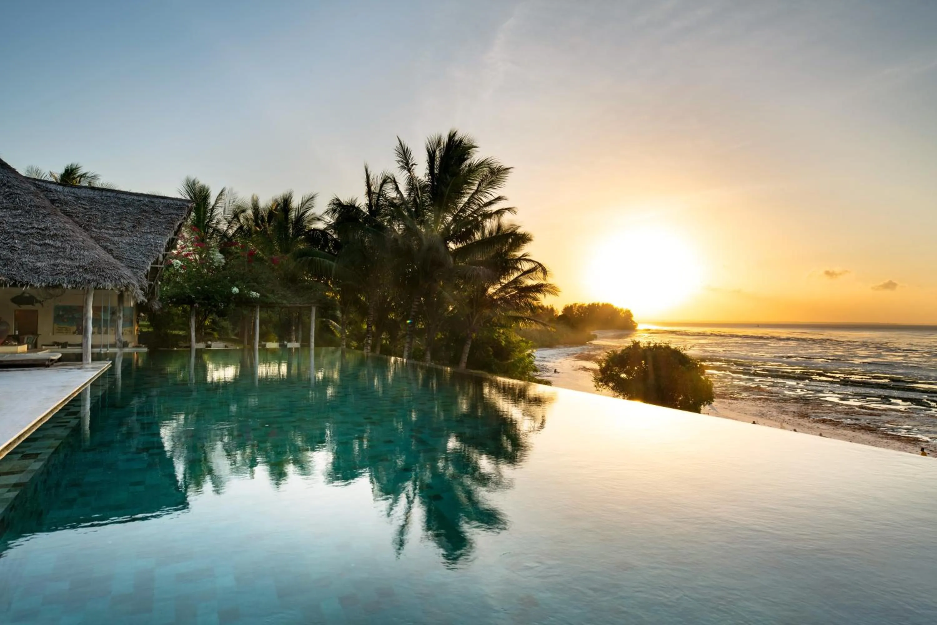 Swimming pool in Qambani Luxury Resort