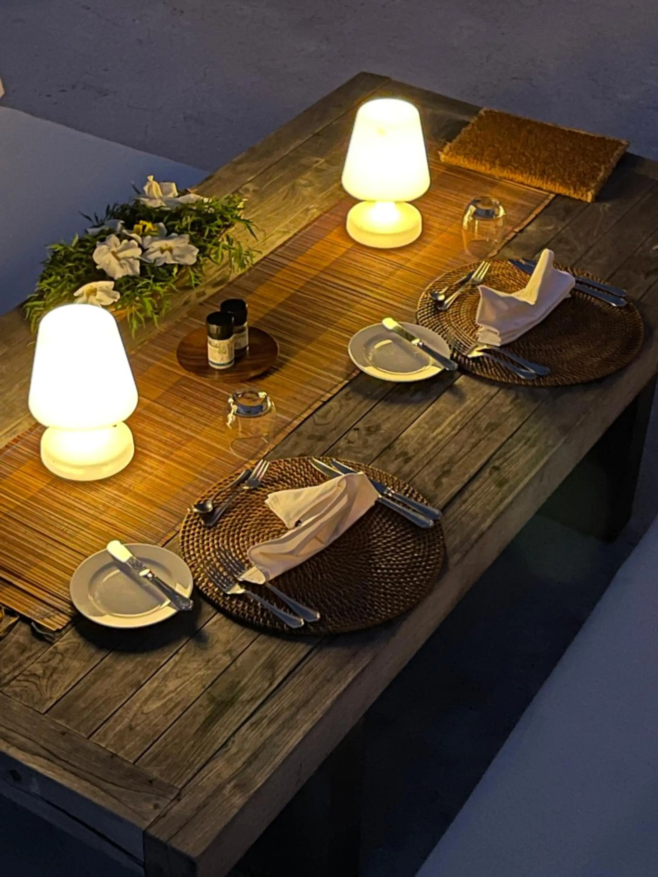 Restaurant/places to eat in Qambani Luxury Resort