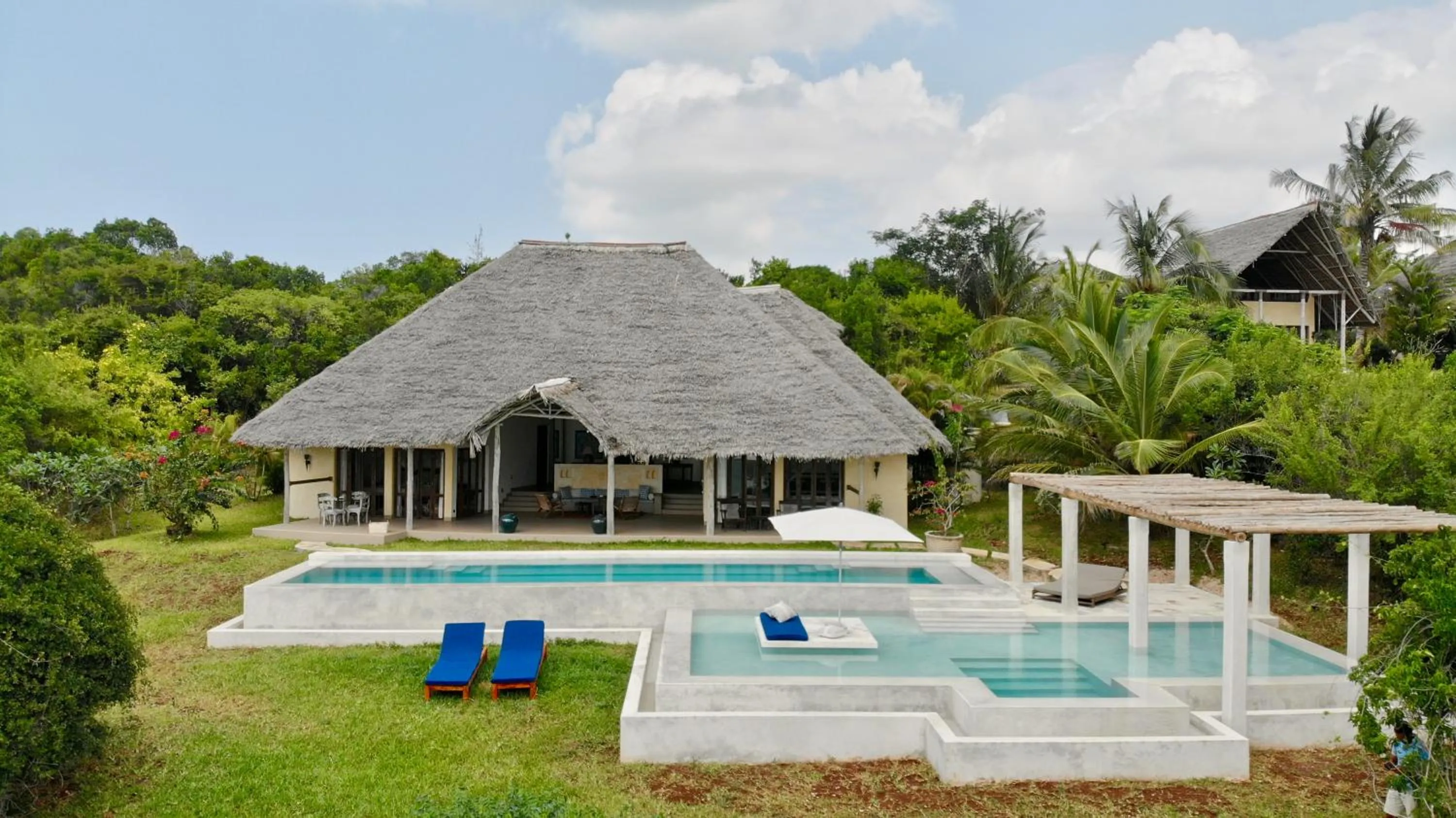 Pool view in Qambani Luxury Resort