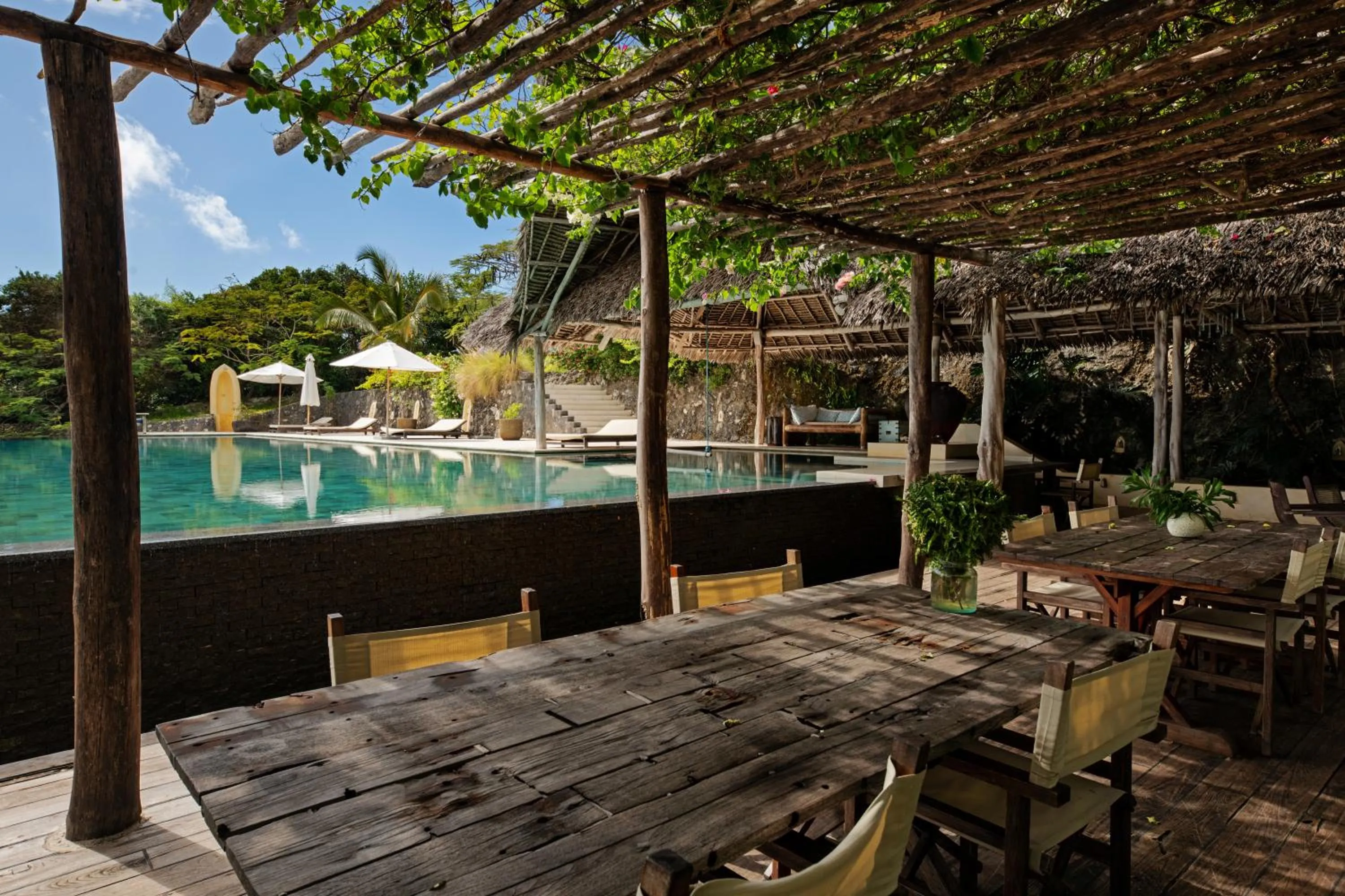 Swimming pool in Qambani Luxury Resort