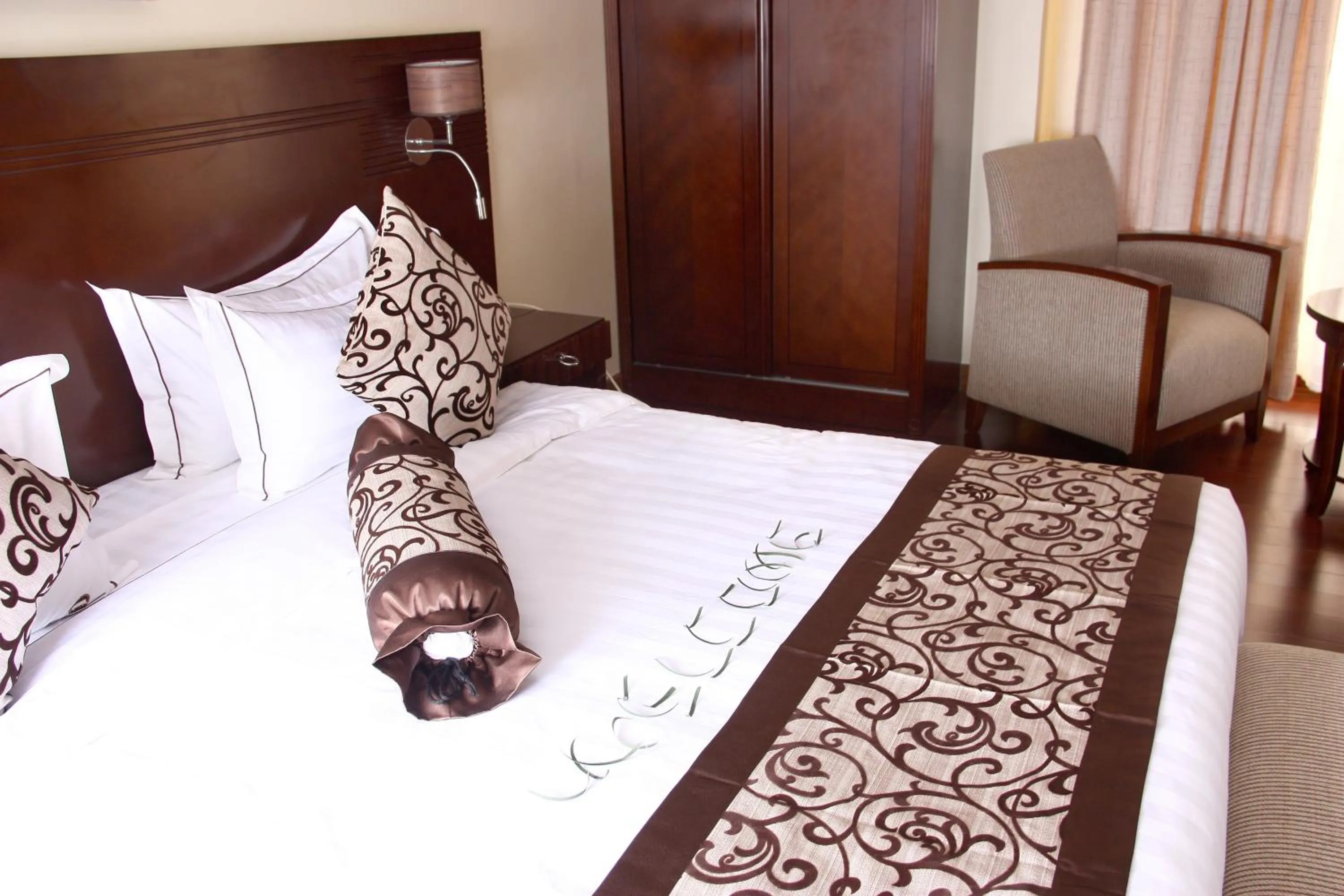 Bed in The White Rhino Hotel