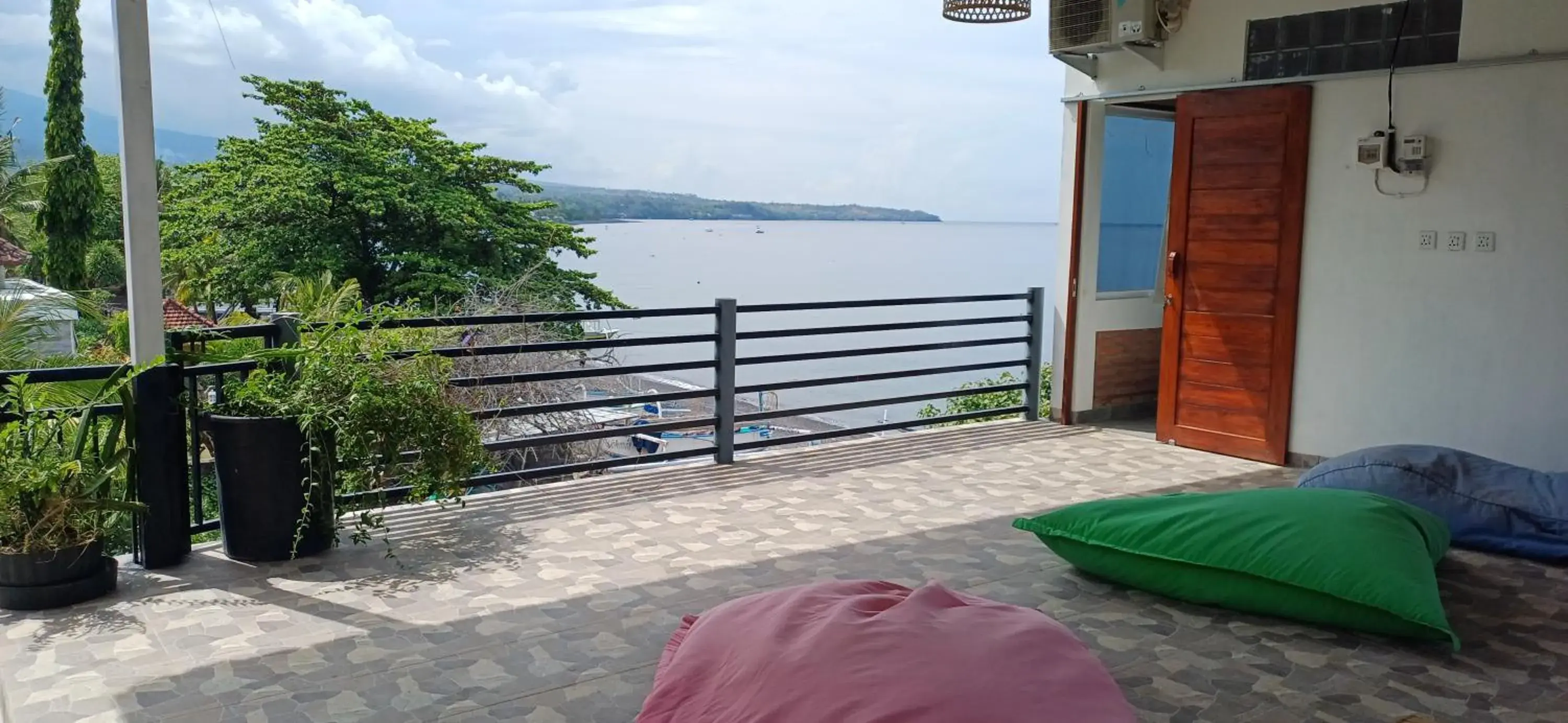 Double Room with Balcony and Sea View - single occupancy in Amed Sari Beach Guesthouse Double Room with Balcony and Sea View - single occupancy in Amed Sari Beach Guesthouse