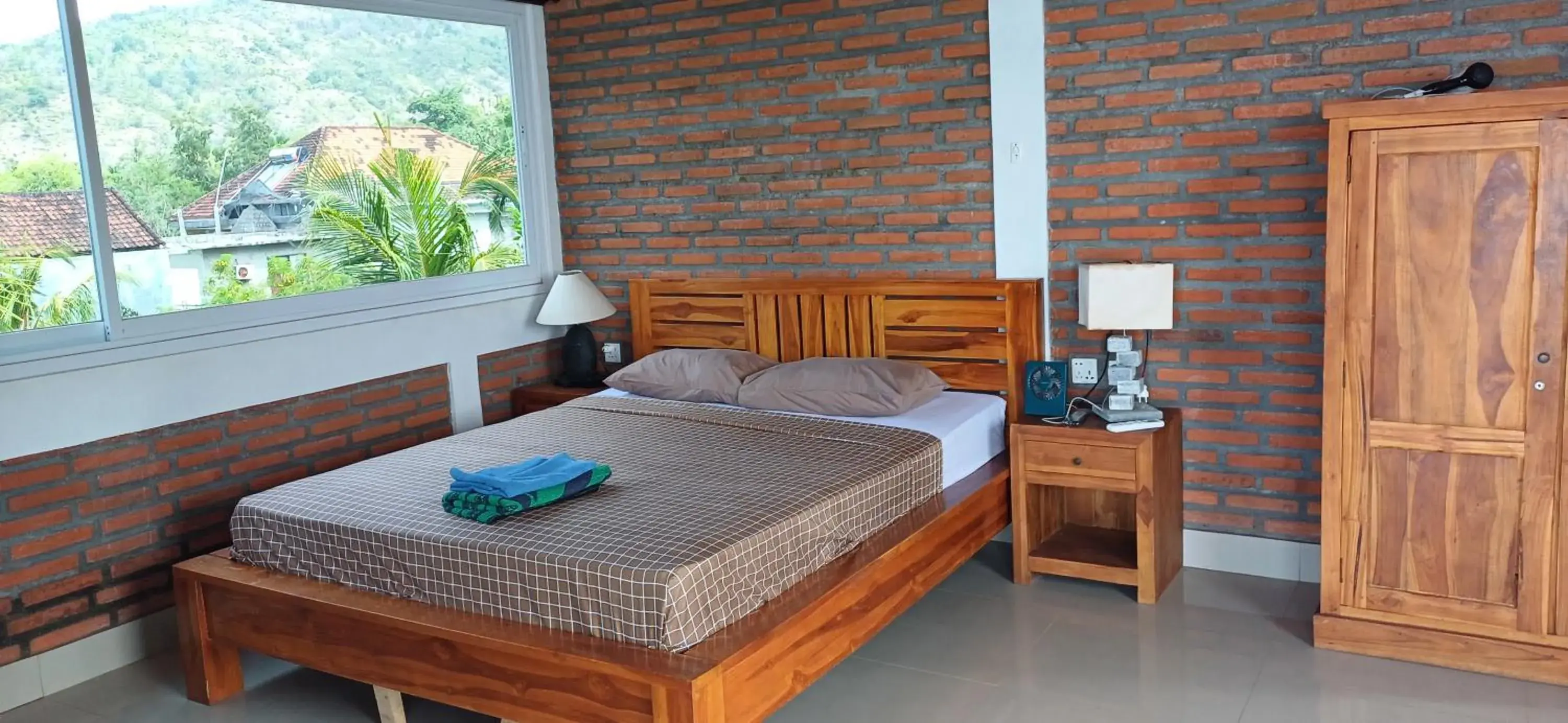 Deluxe Double Room with Balcony and Sea View in Amed Sari Beach Guesthouse Deluxe Double Room with Balcony and Sea View in Amed Sari Beach Guesthouse