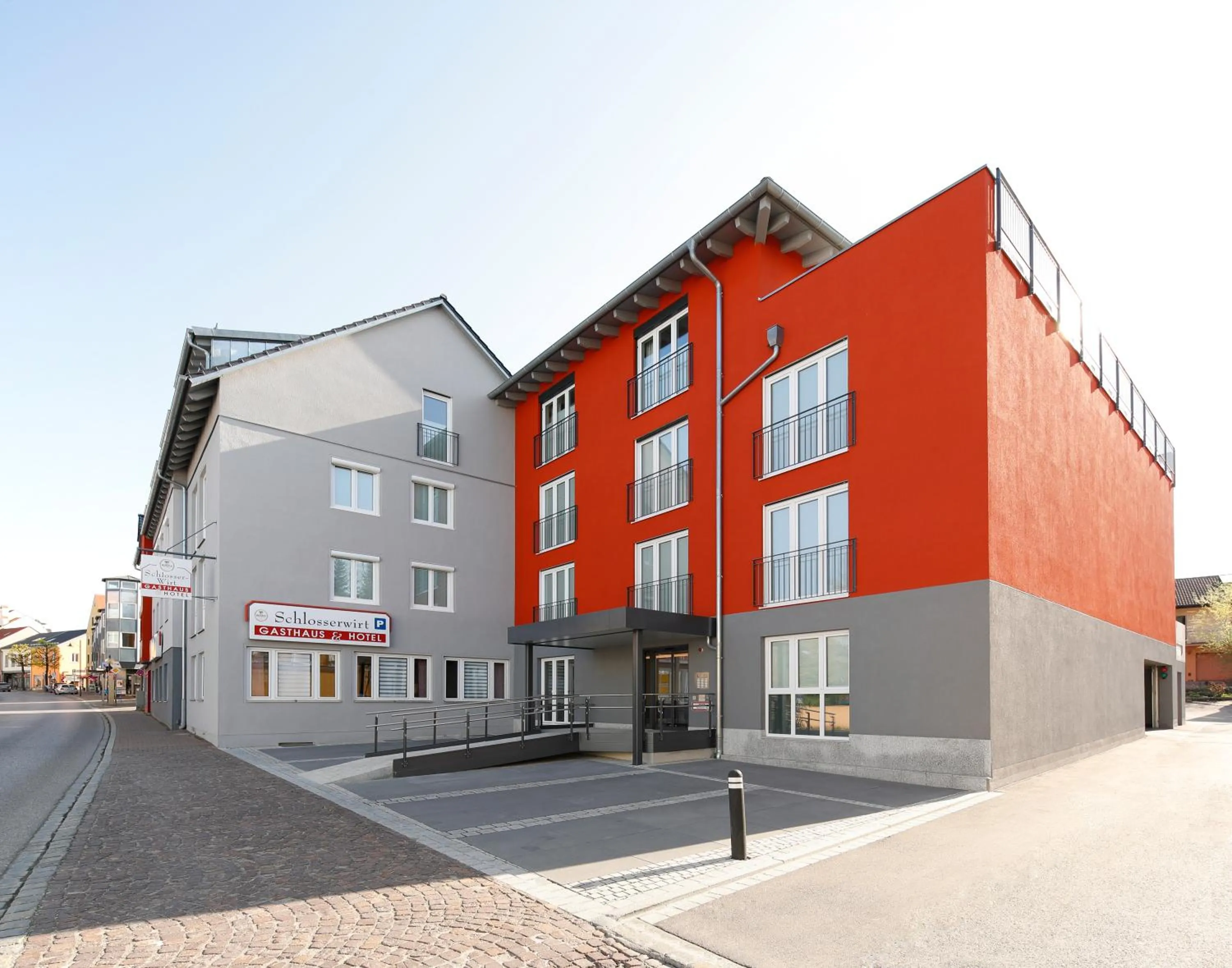 Property building in Hotel & Boarding House Schlosserwirt