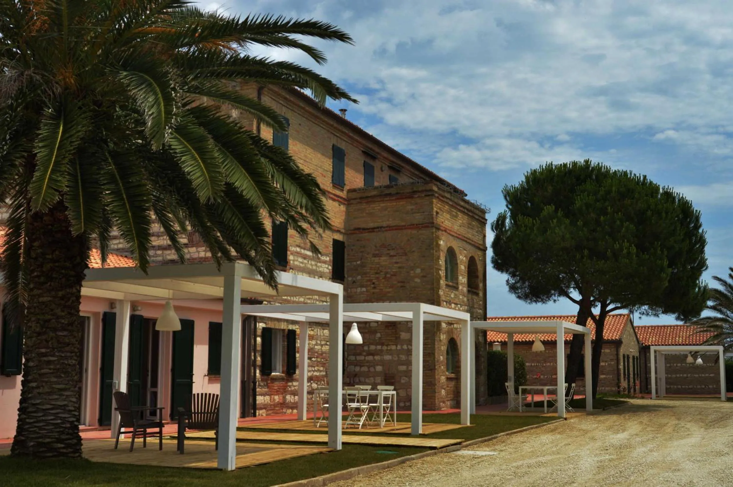 Property building in Lido Azzurro