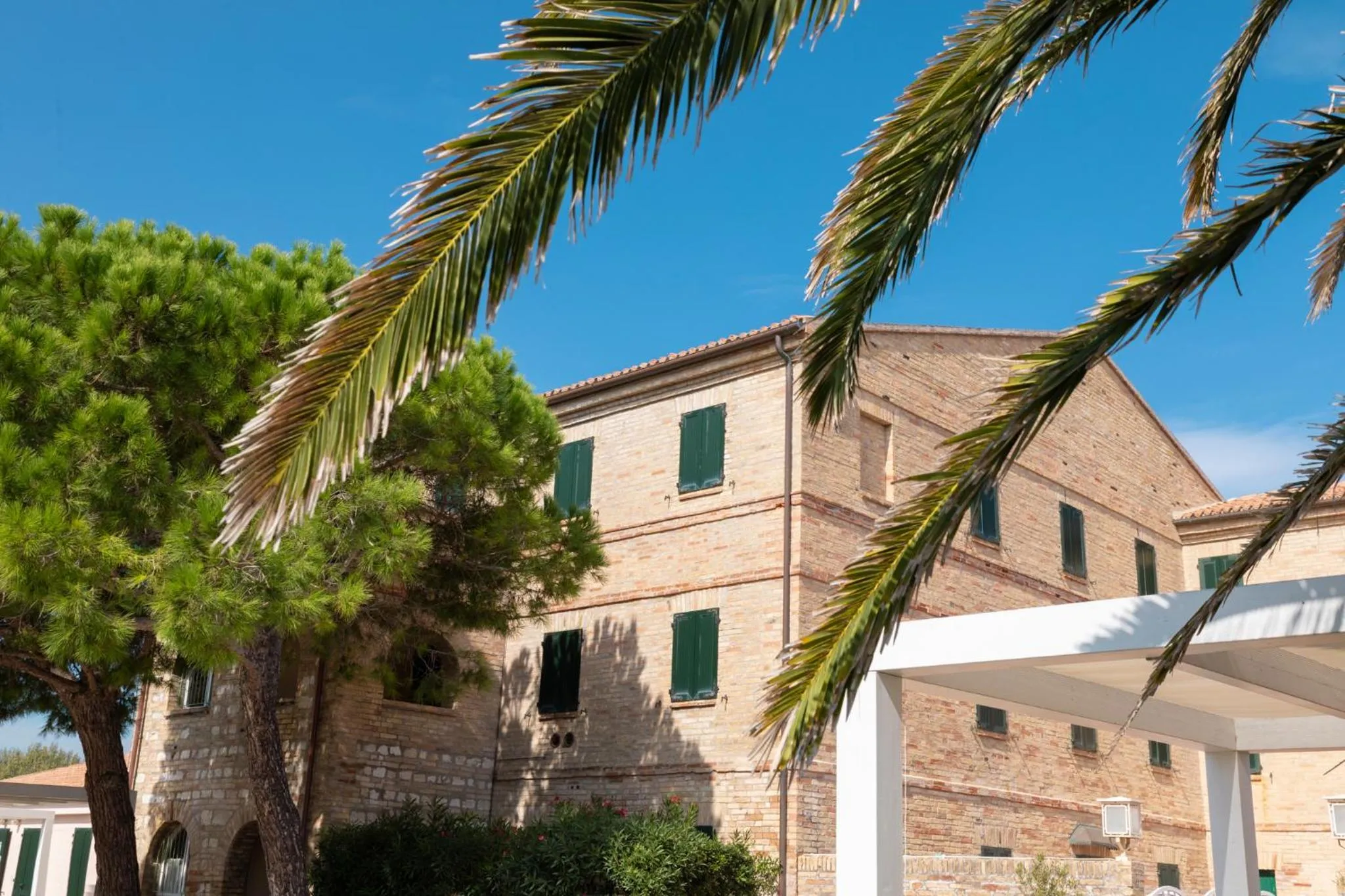 Property building in Lido Azzurro