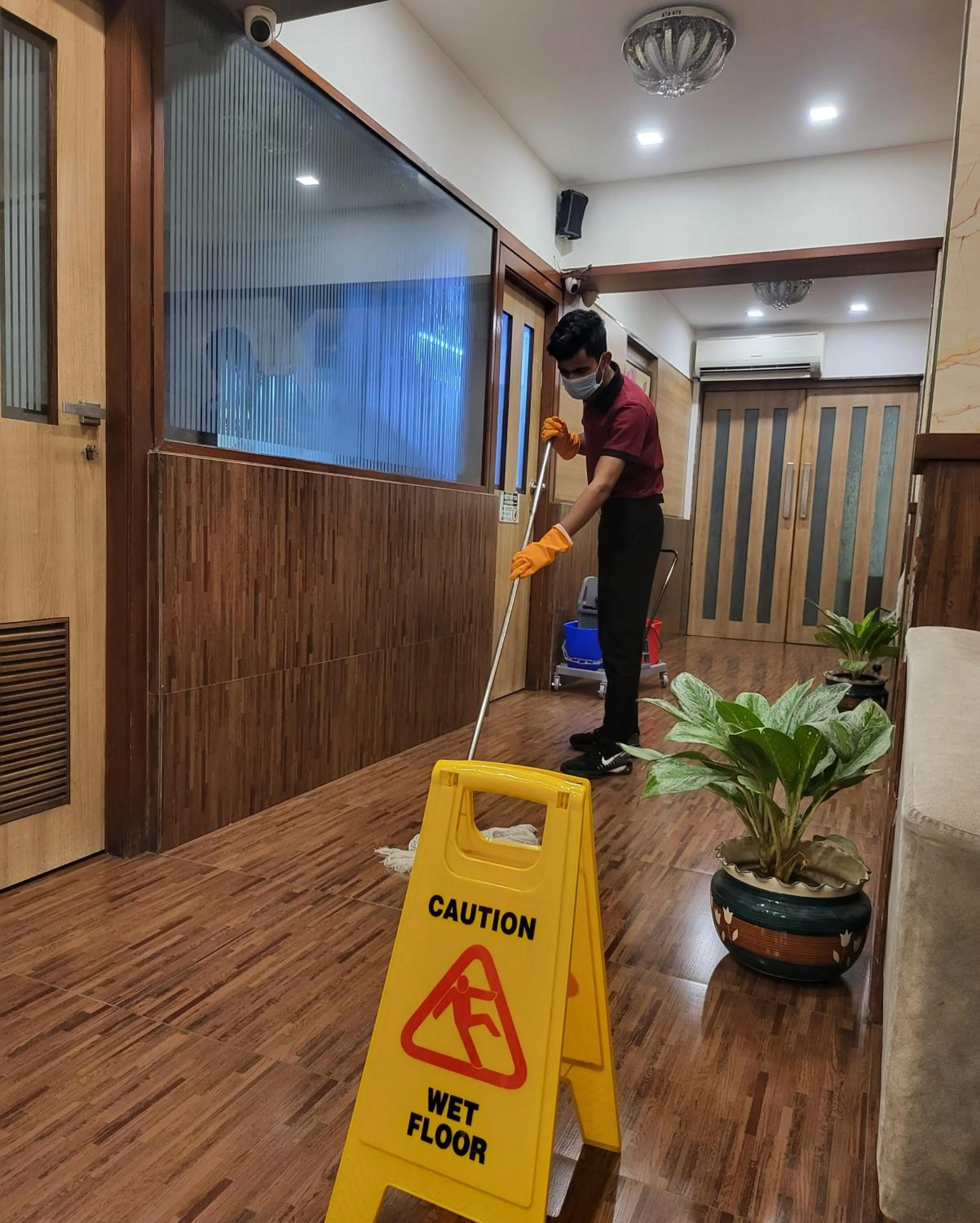 People in Hotel Maharana Inn Chembur