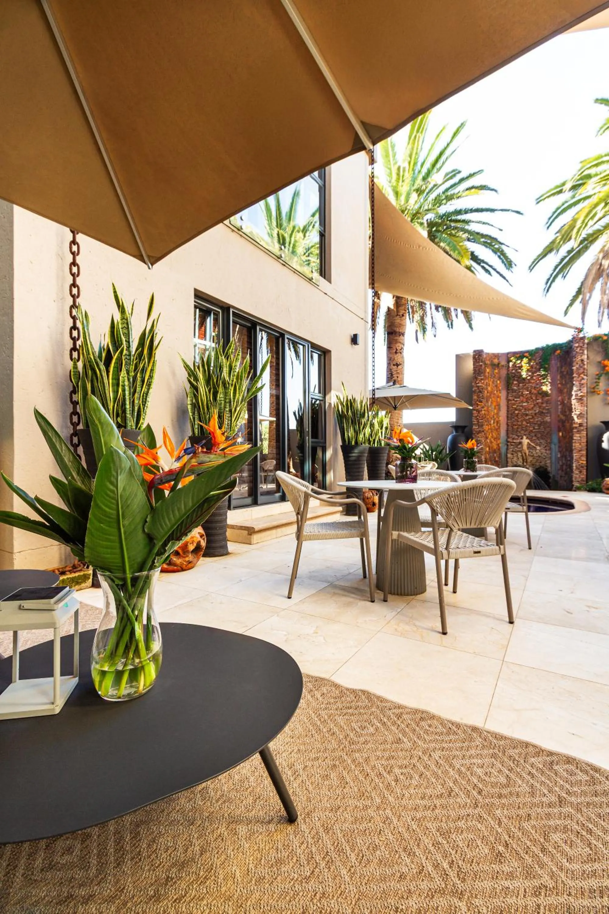 Inner courtyard view in Kimberley Anne Hotel