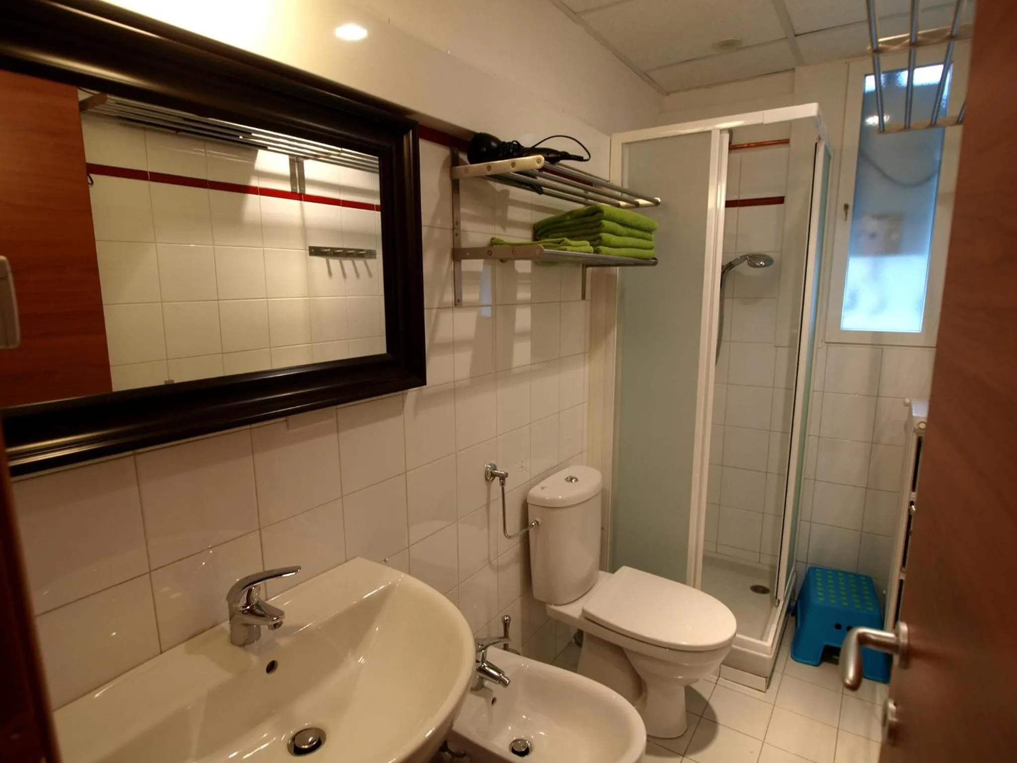 Shower in Andres Guest House Sanremo