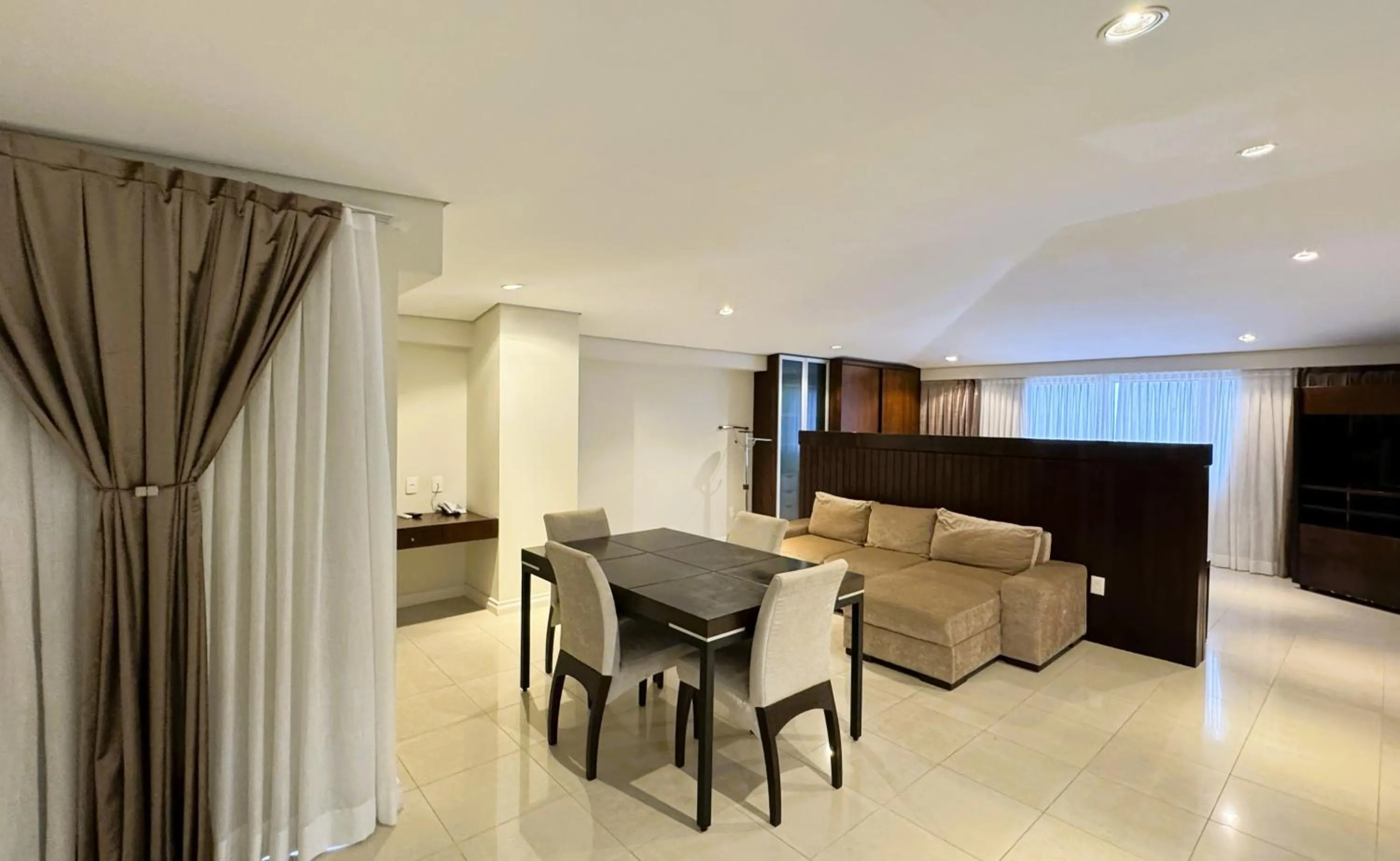 Le Village Flats e Hotel