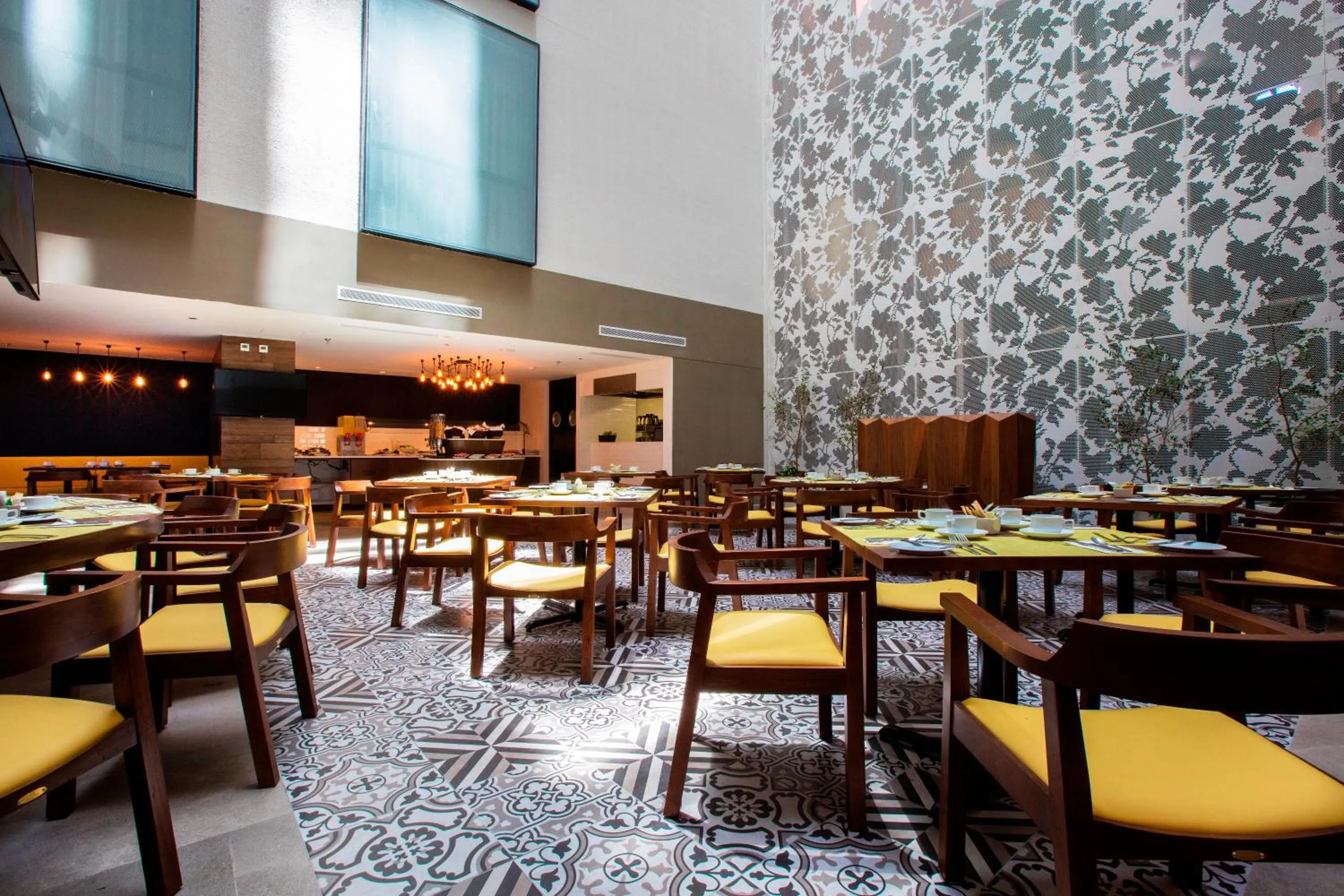 Restaurant/places to eat in Krystal Urban Guadalajara