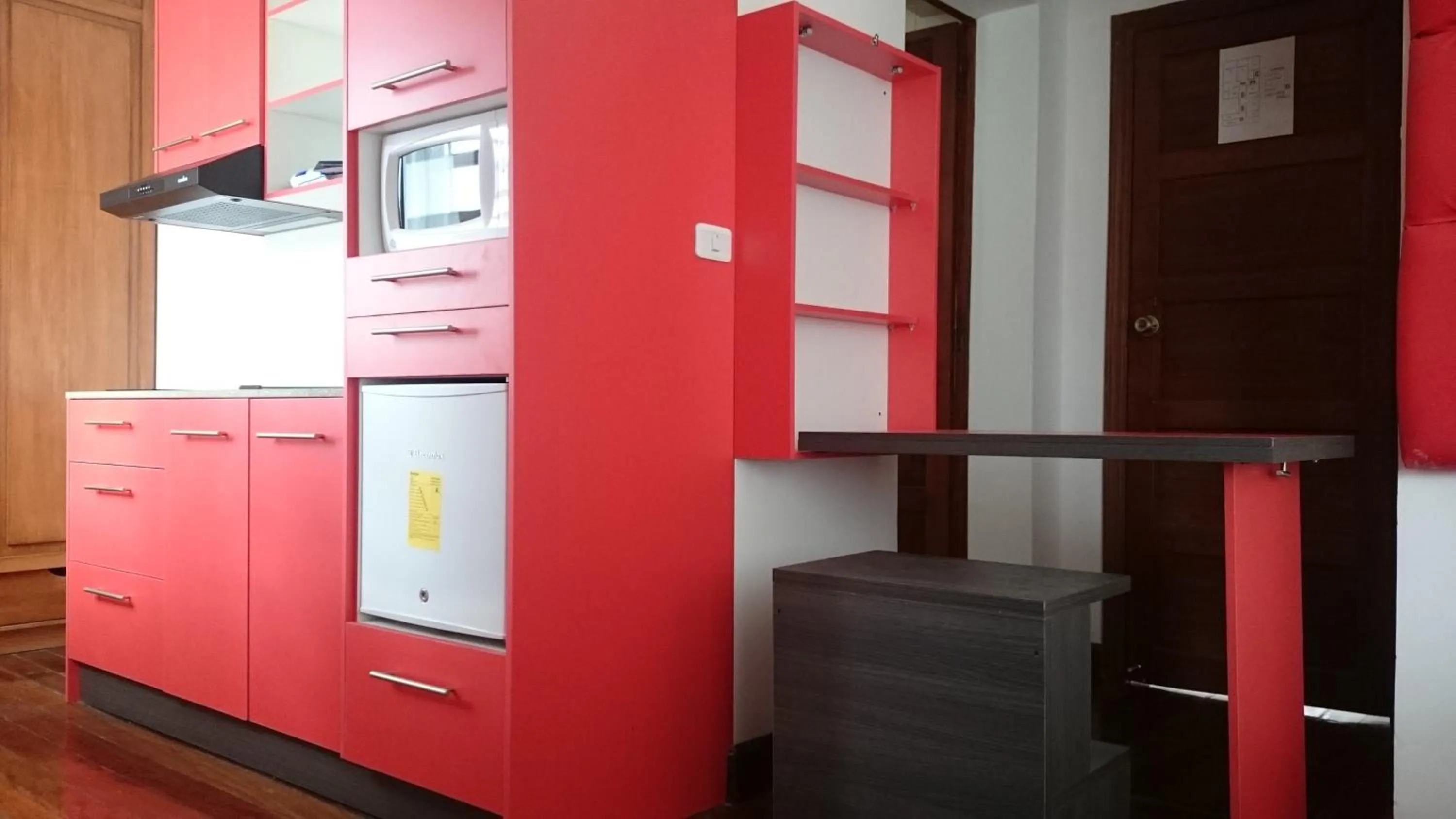 Kitchen or kitchenette in Hotel + Arte