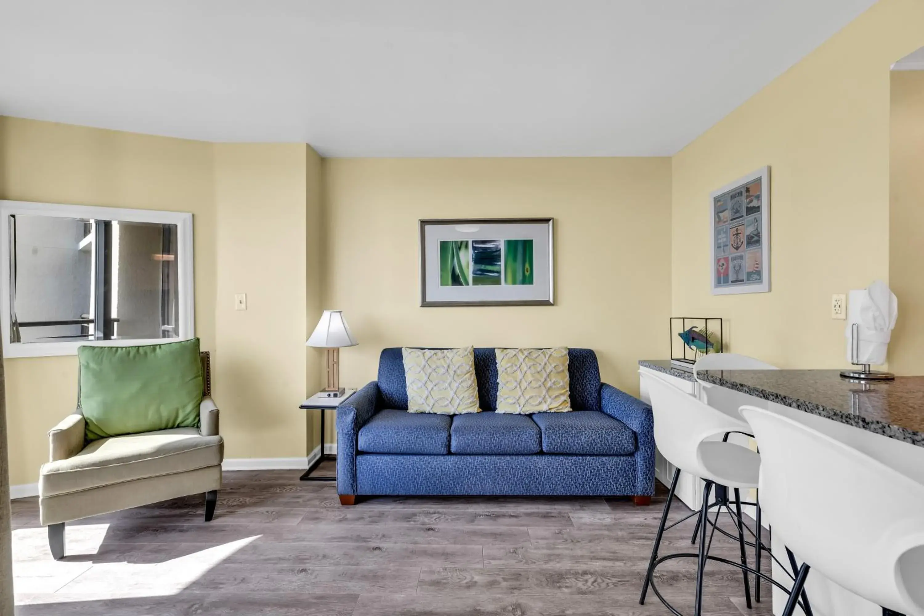 Apartment with Sea View in Oceanfront condo Steps to the beach w No Resort Fees Apartment with Sea View in Oceanfront condo Steps to the beach w No Resort Fees