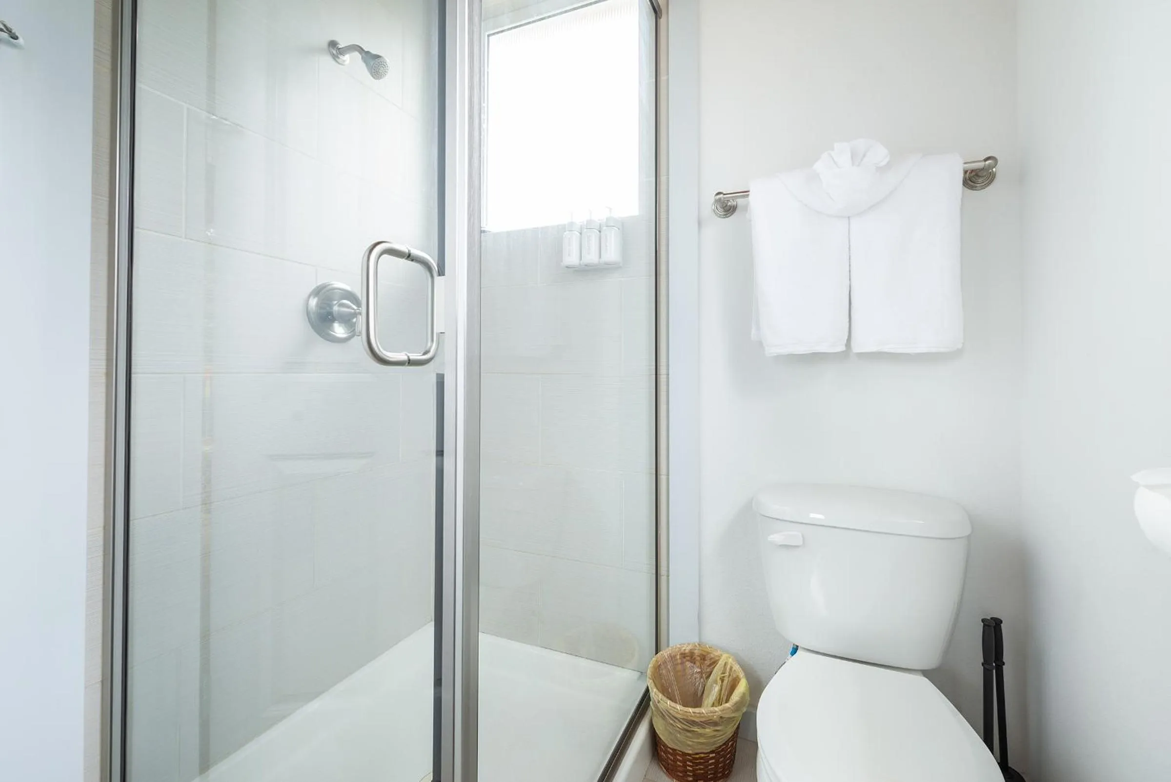 Bathroom in Sea Breeze Cottages