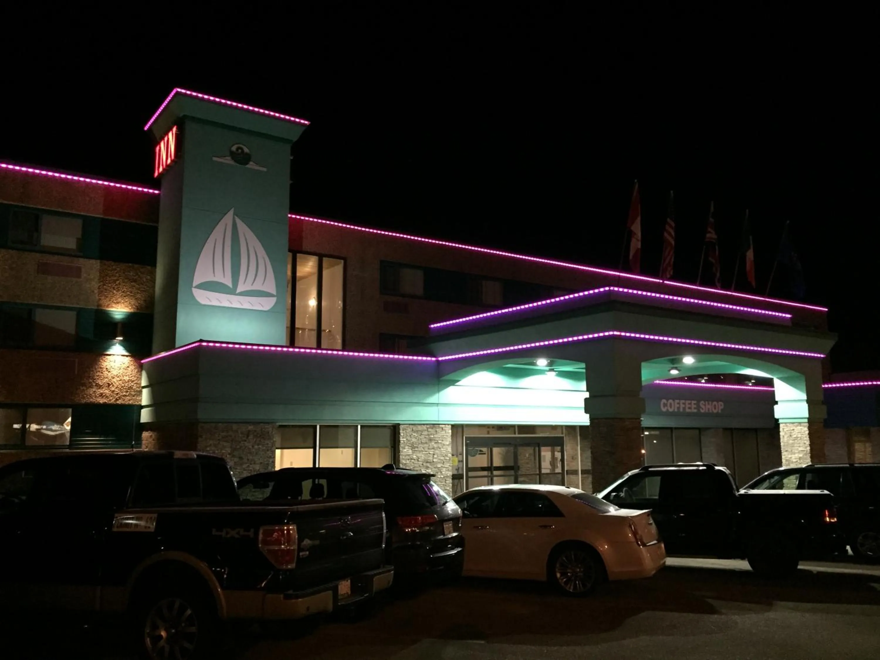 Property building in Lakeland Inn Hotel