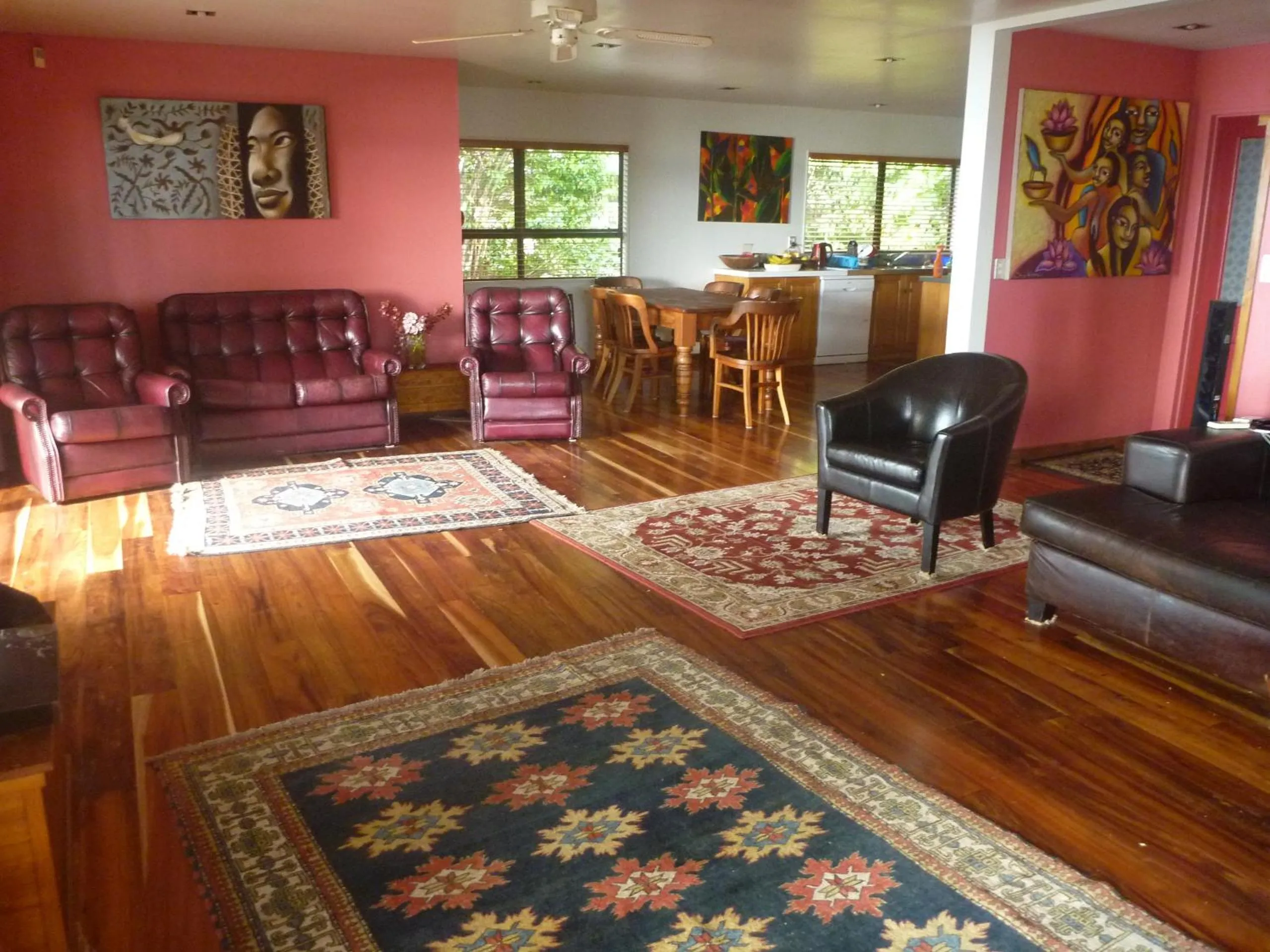 Dining area in Pohutukawa Coast BnB