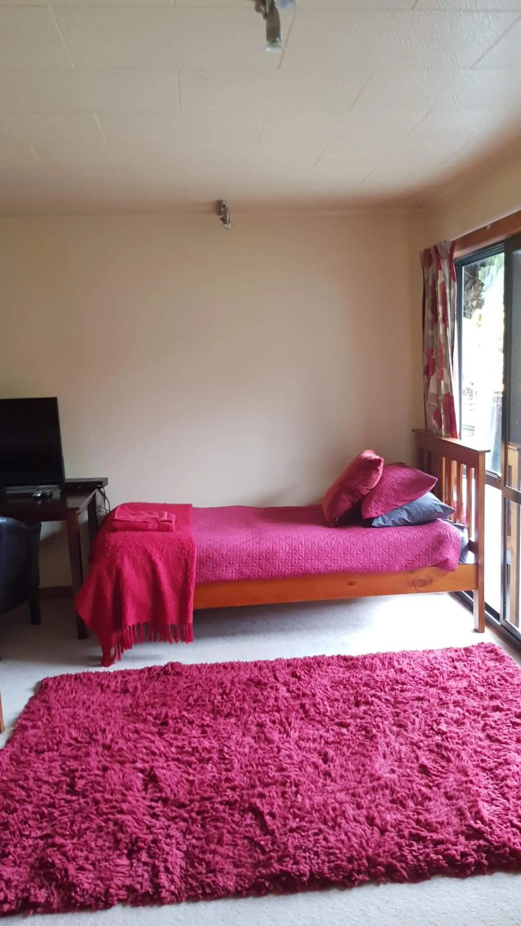 Pohutukawa Coast BnB