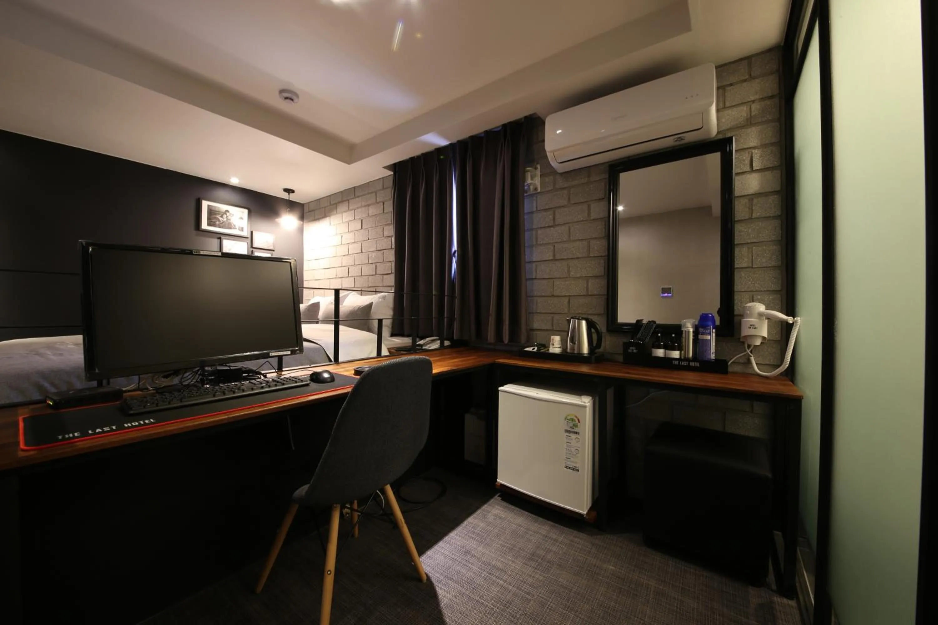 Nearby landmark in The Last Hotel Nampo