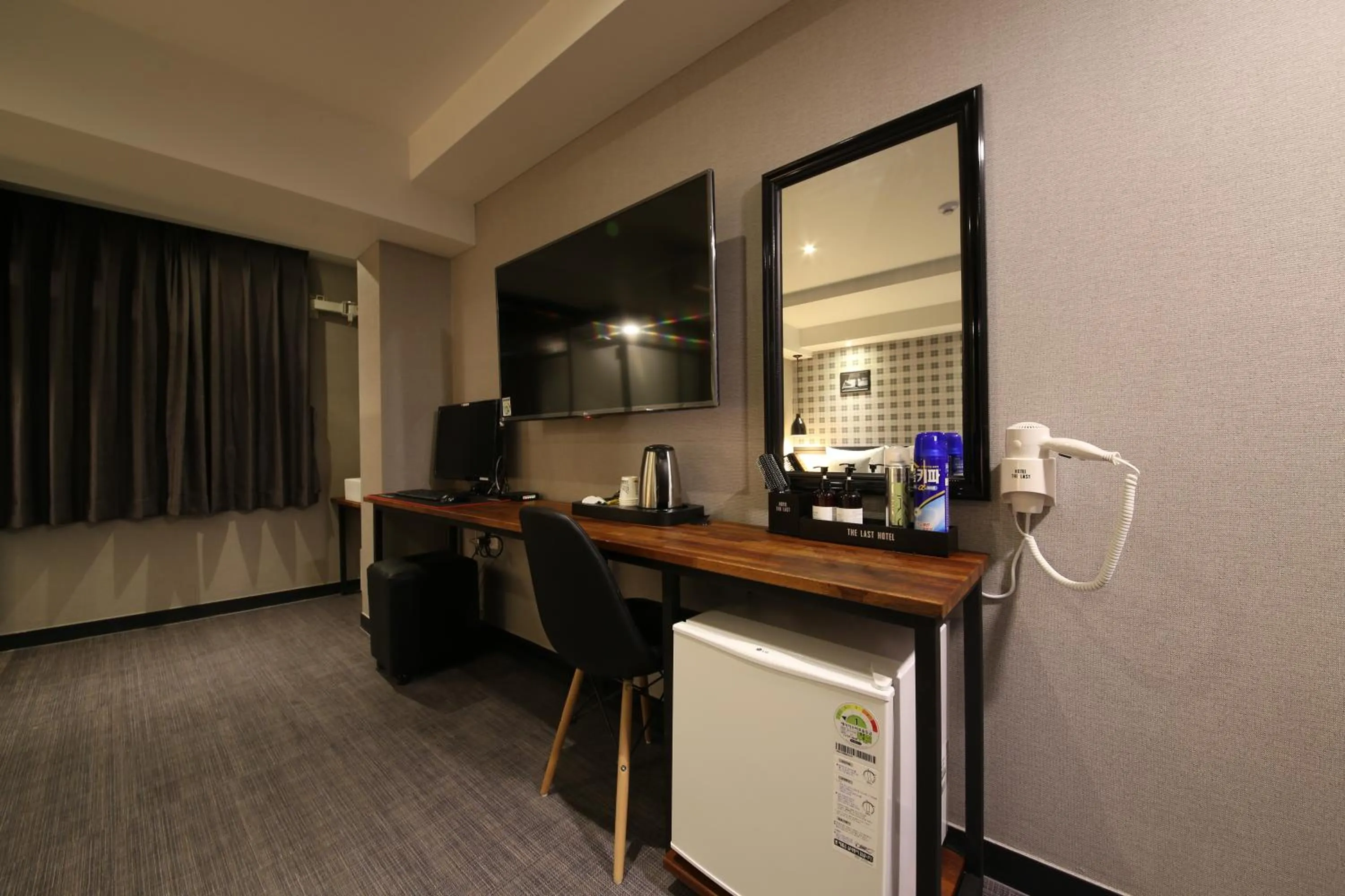 Nearby landmark in The Last Hotel Nampo