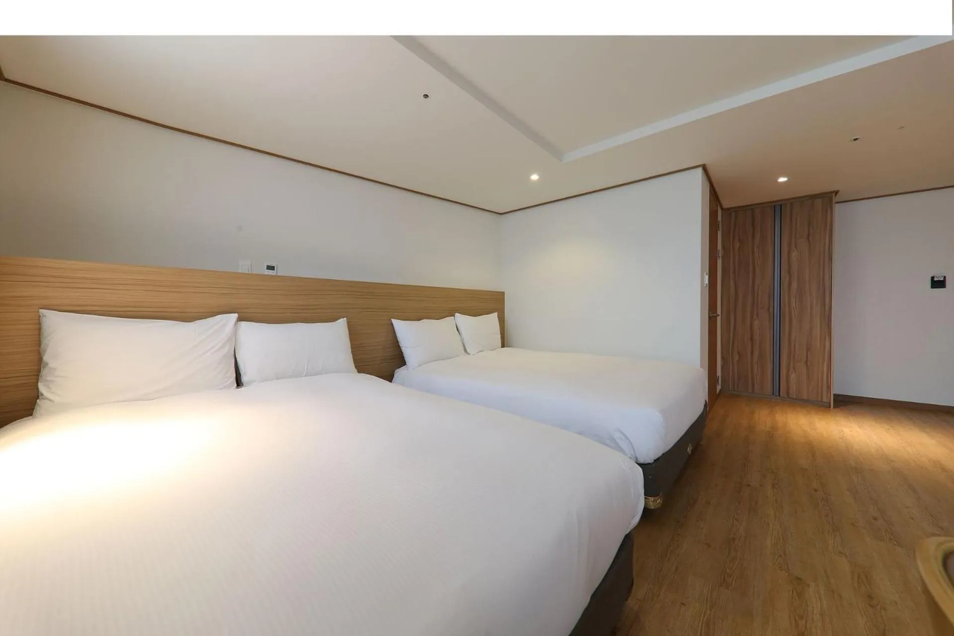 Photo of the whole room, Bed in Hotel Rest Seogwipo
