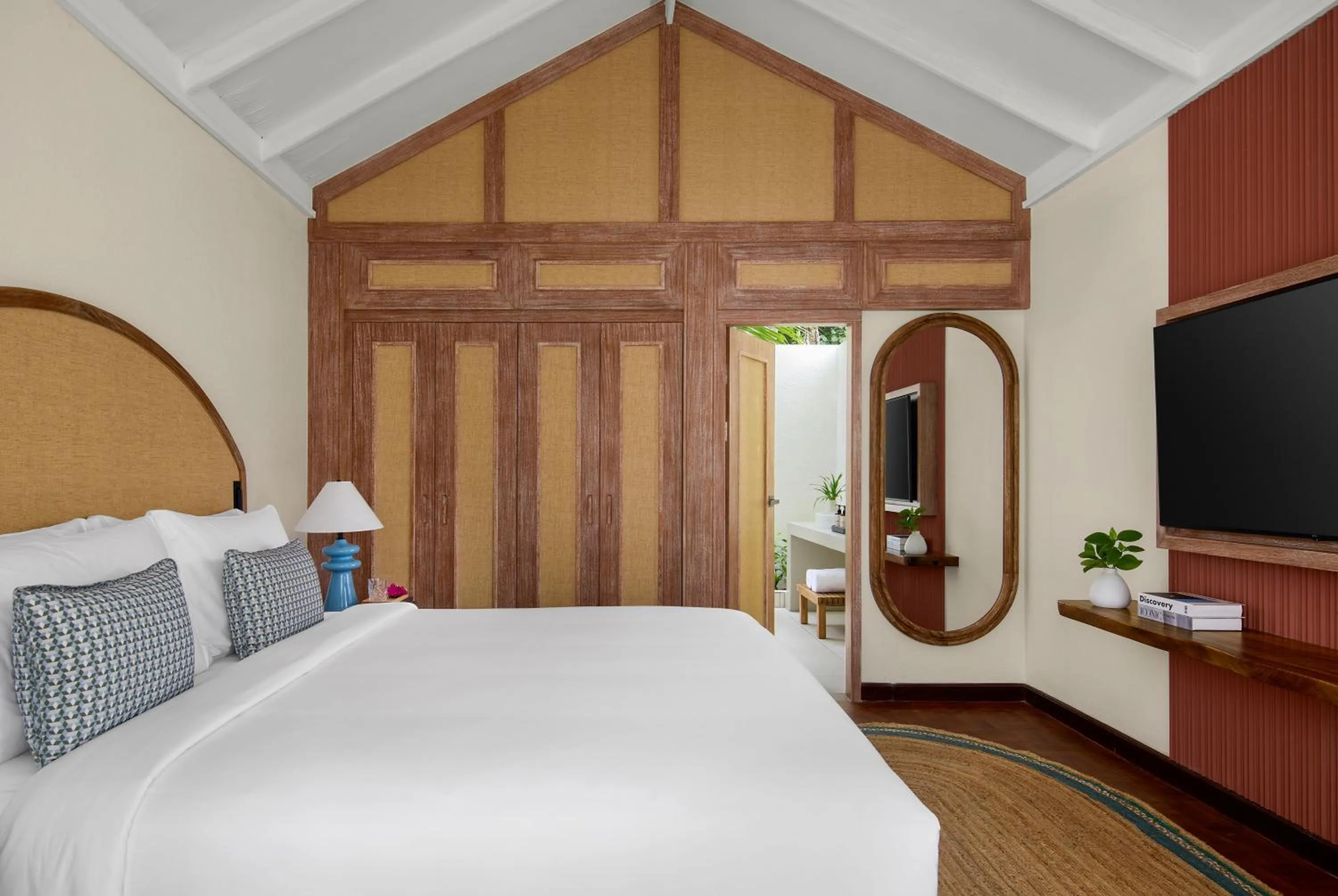 Bed in NH Collection Maldives Reethi Resort