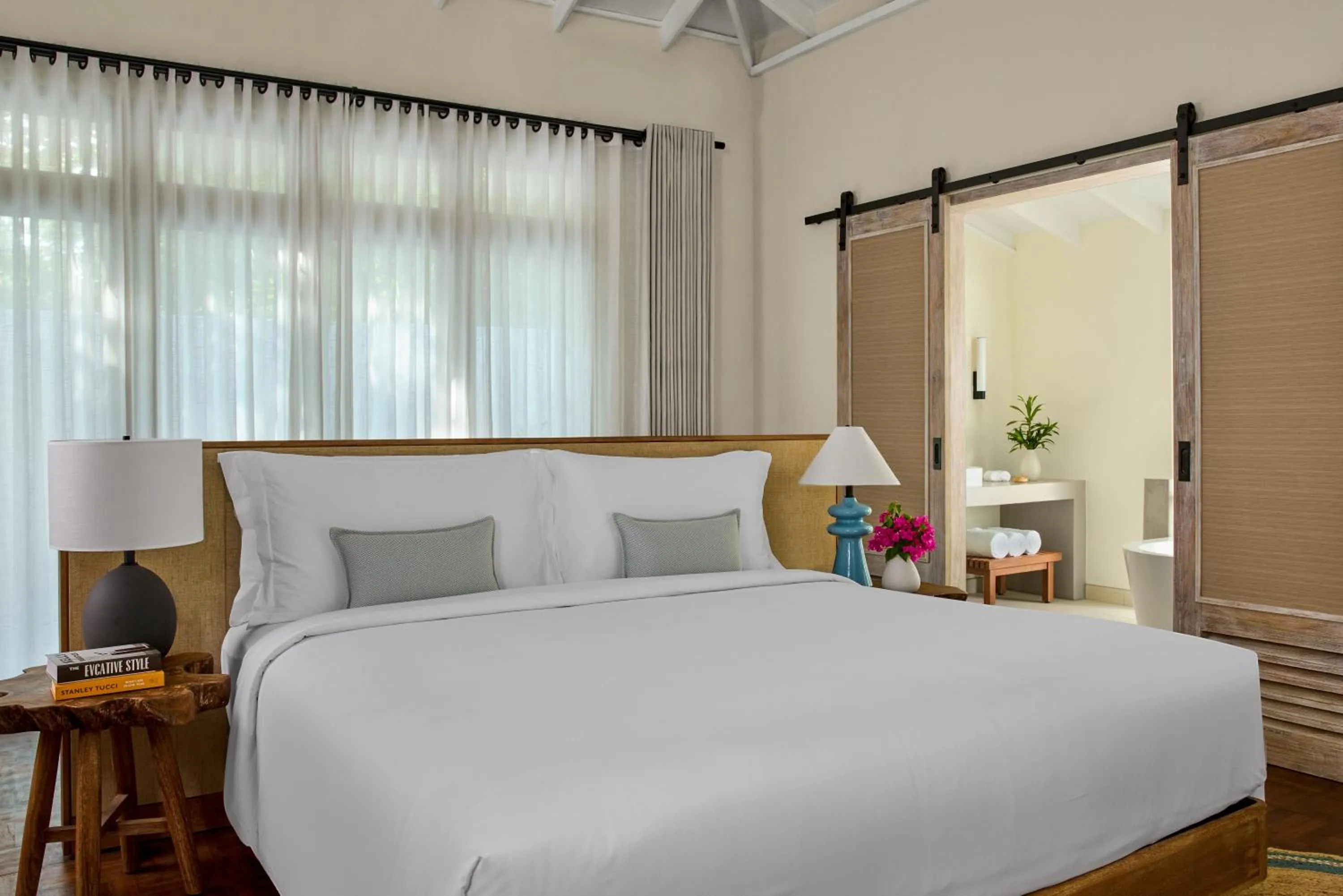 Bed in NH Collection Maldives Reethi Resort