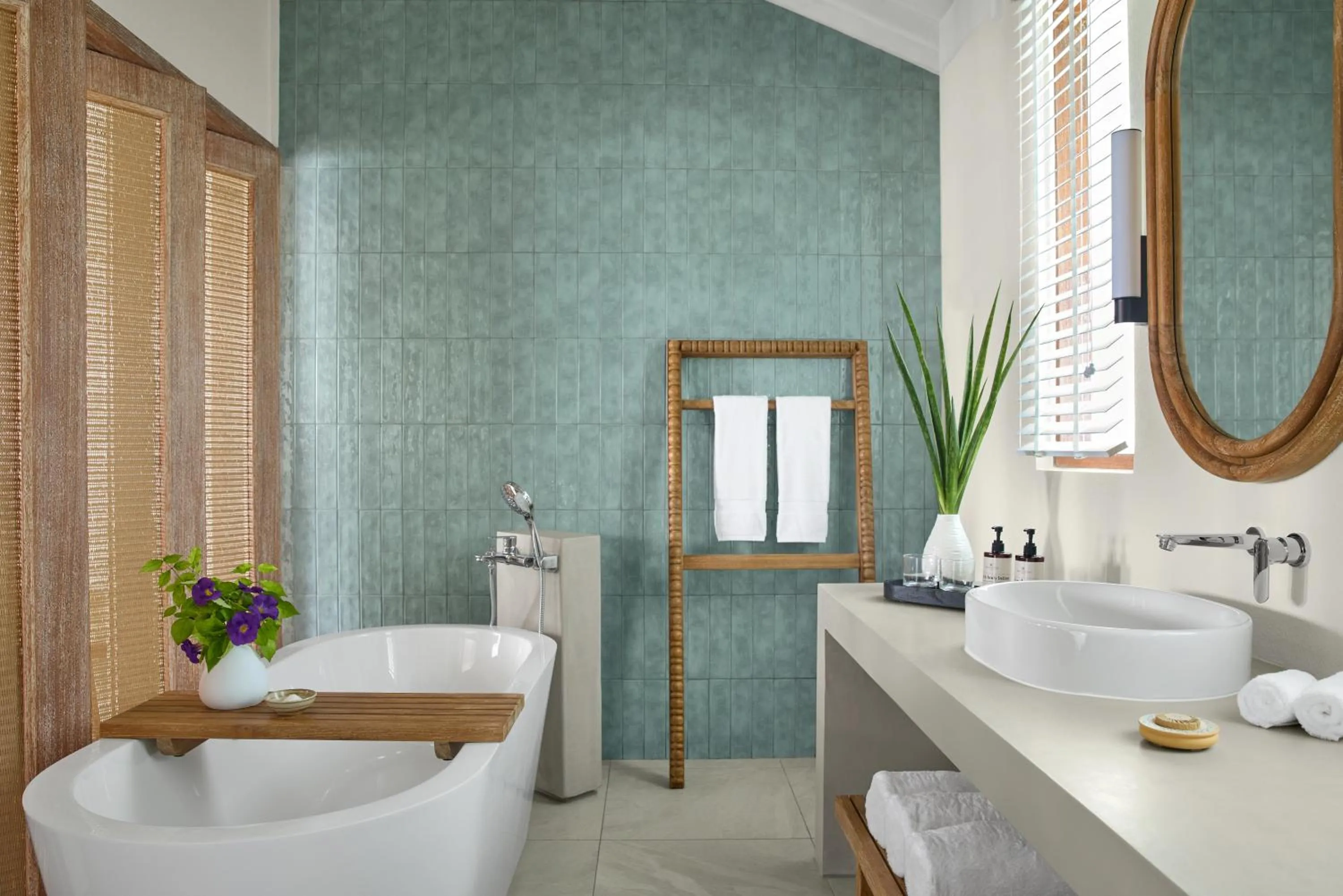 Bathroom in NH Collection Maldives Reethi Resort